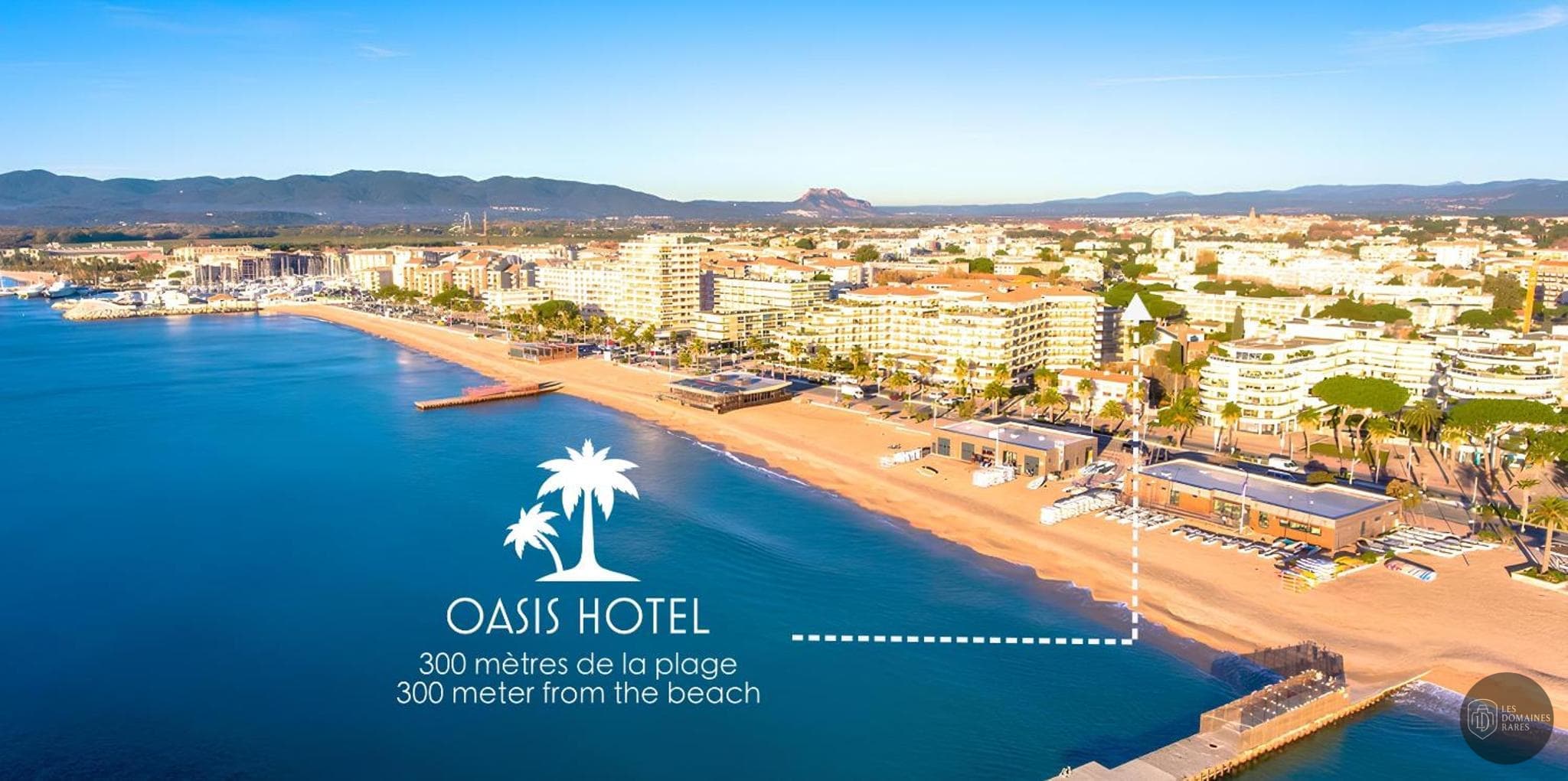 Hôtel l'Oasis — Extérieur