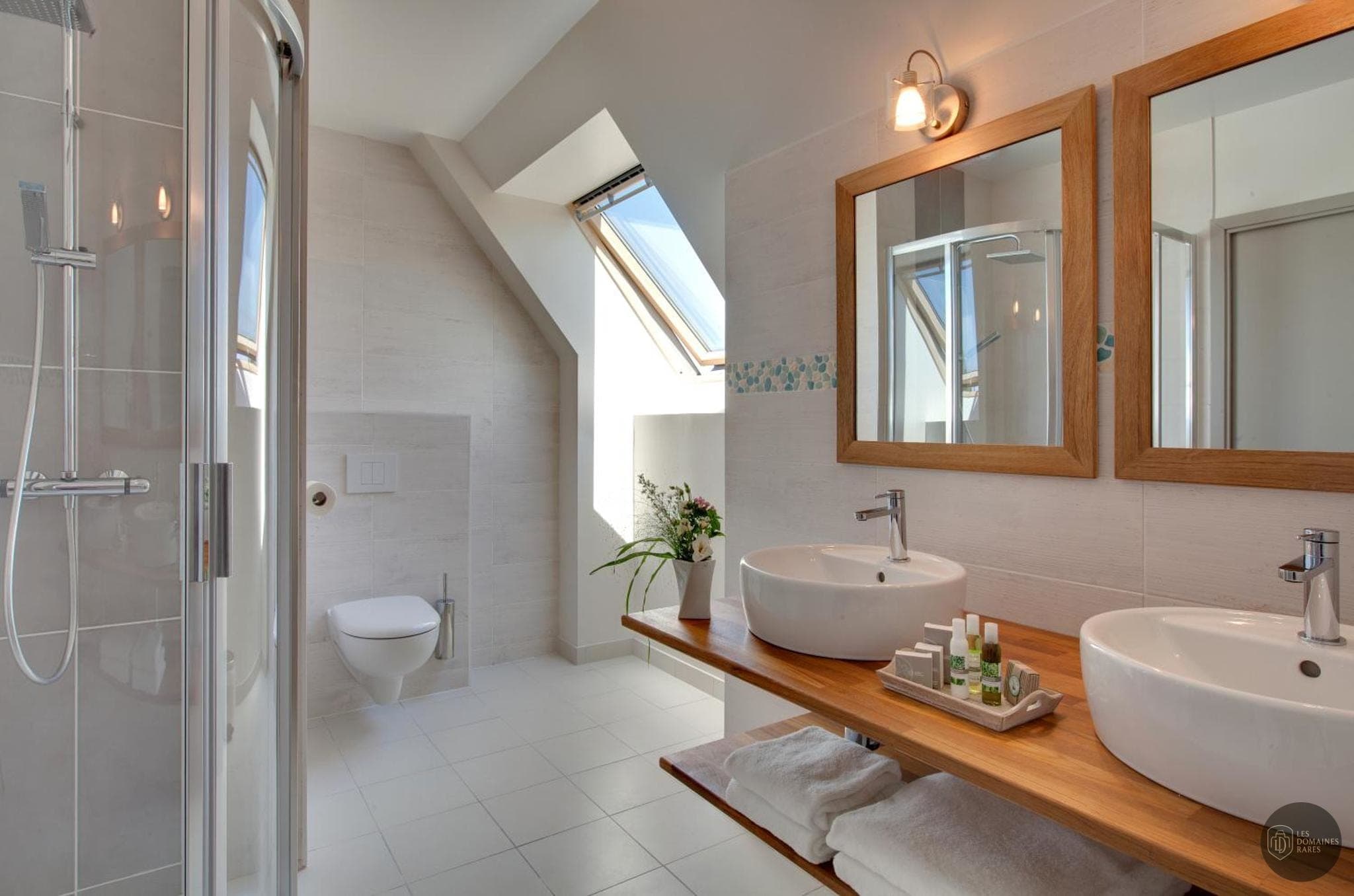 Vue extérieure de l'hôtel Hôtel la Ramade à Avranches en Normandie