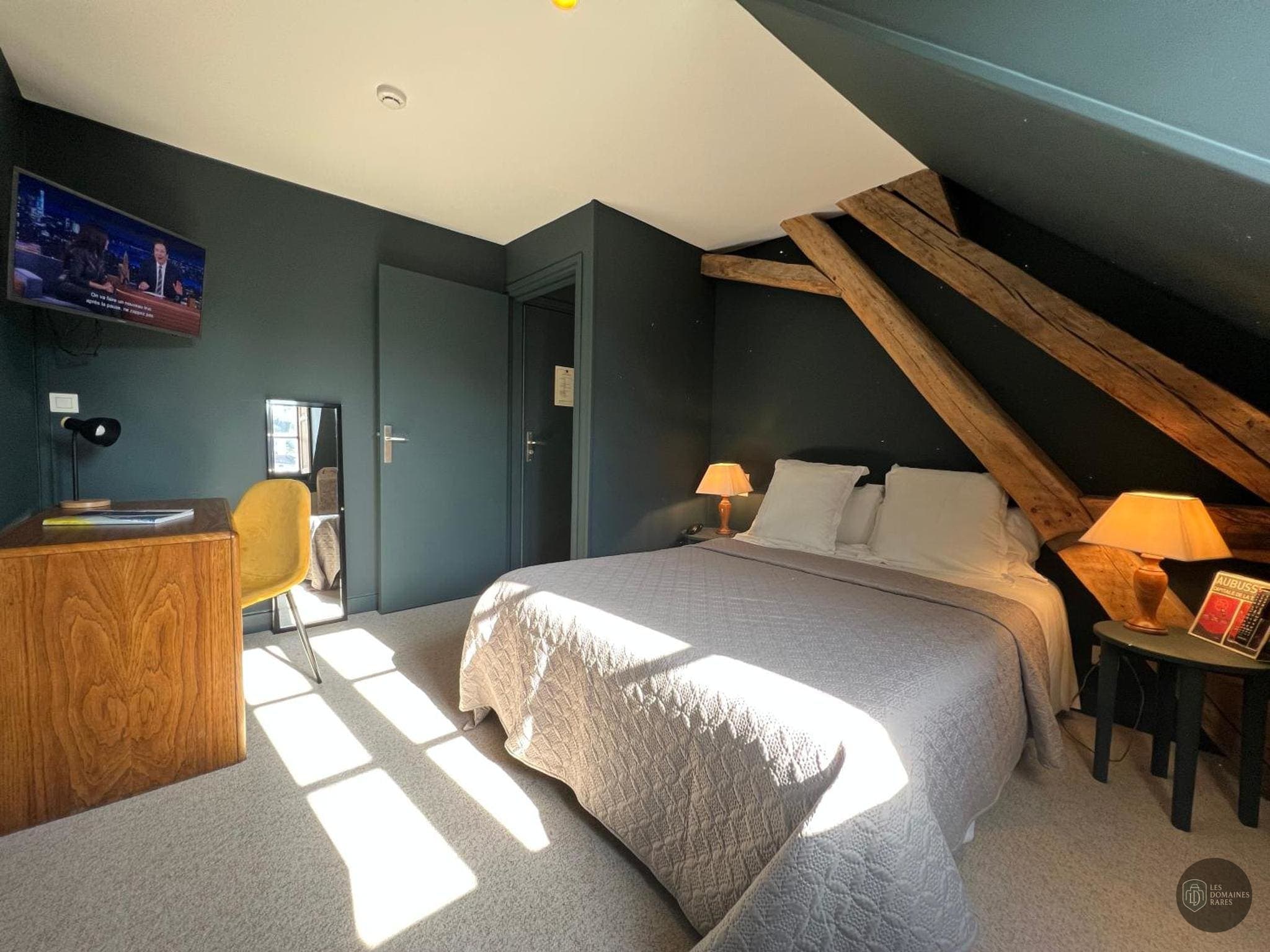 Chambre de l'hôtel Hôtel le Clermotel à Agnetz en Hauts-de-France - séminaire oise (60)