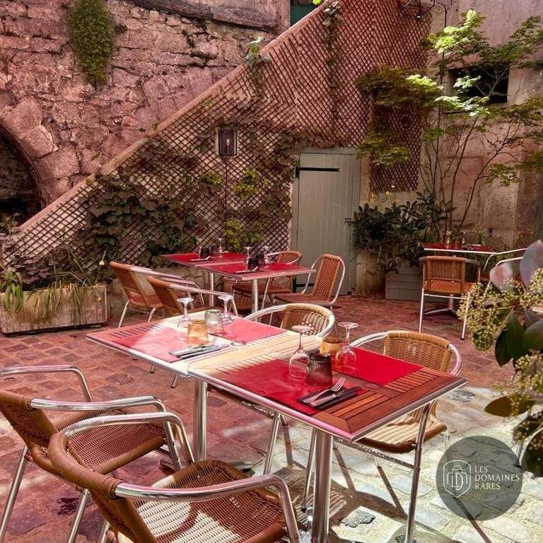 Restaurant de l'hôtel Hôtel le Clermotel à Agnetz en Hauts-de-France