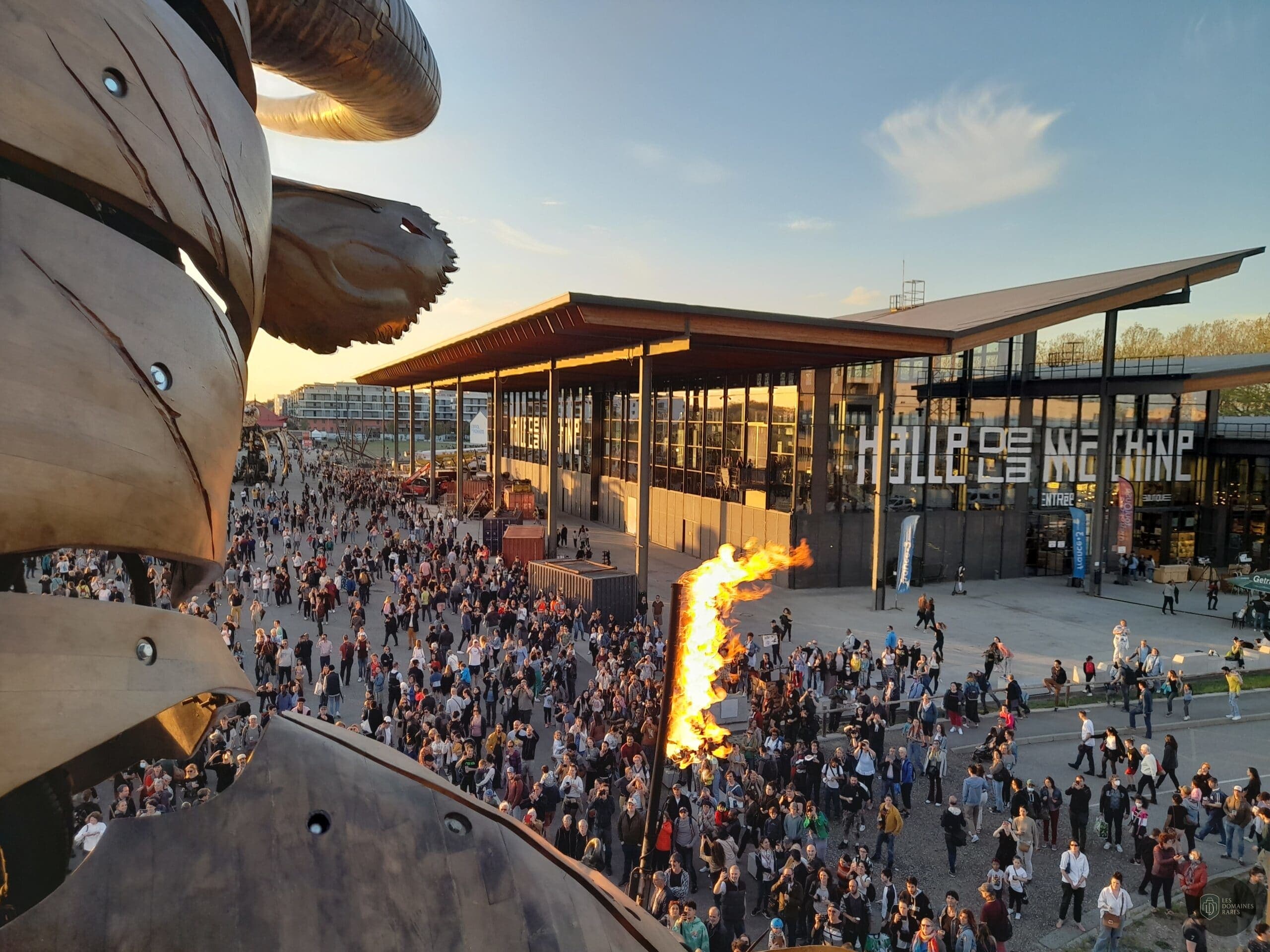 Vue extérieure de la ferme Halle de la Machine à Toulouse en Occitanie