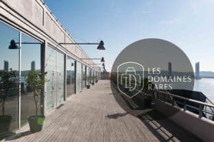 Vue extérieure du lieu Hangar 14 à Bordeaux en Nouvelle-Aquitaine