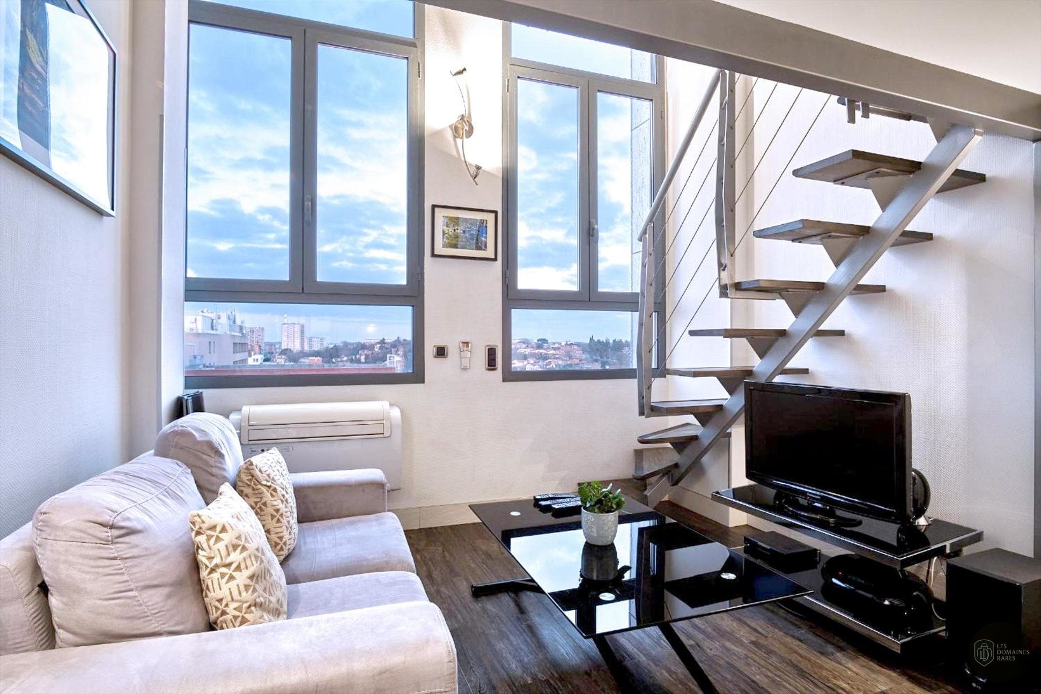 Vue extérieure du lieu Haut Lofts à Toulouse en Occitanie