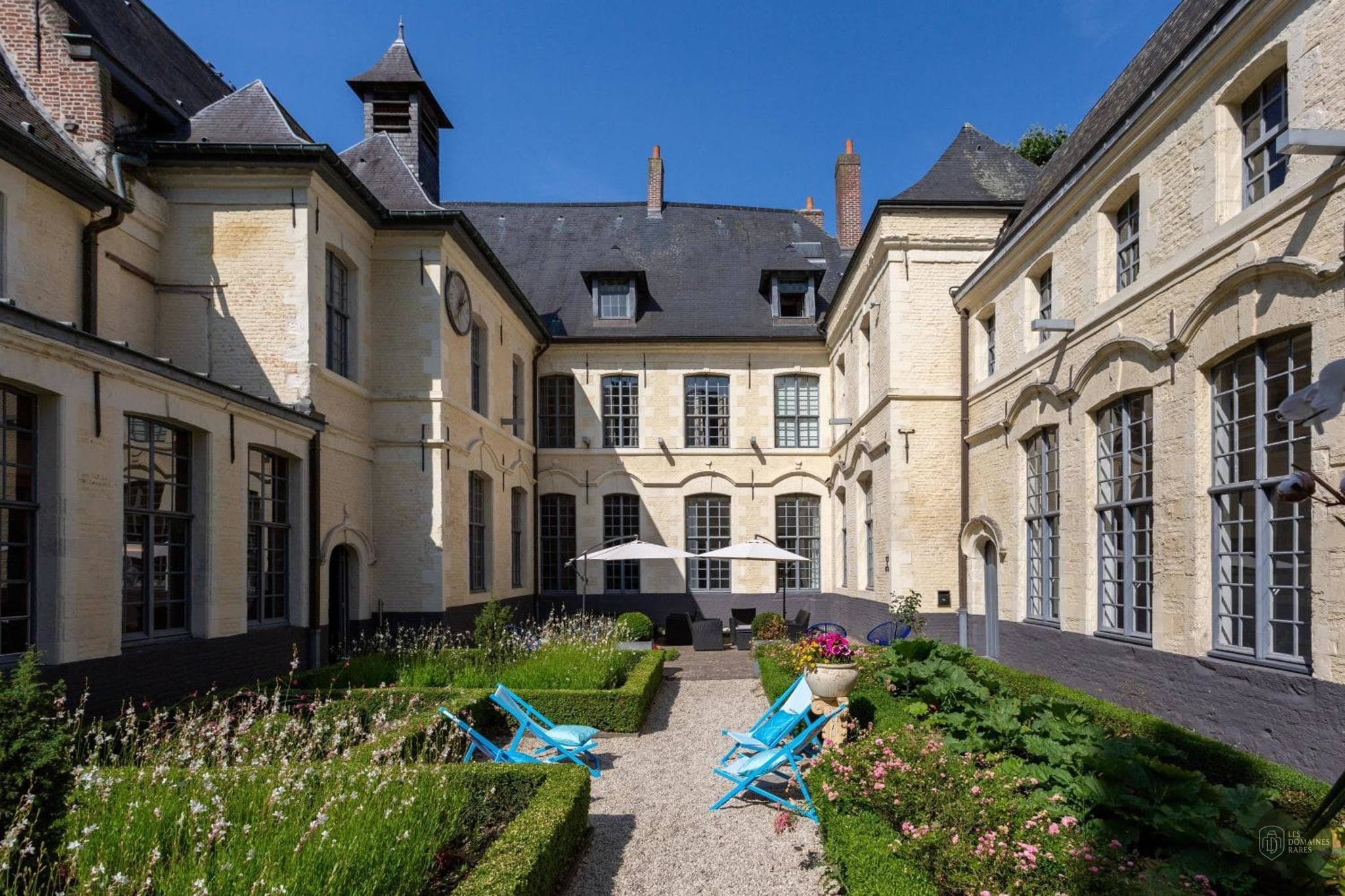 Vue extérieure du lieu Hermitage Gantois à Lille en Hauts-de-France