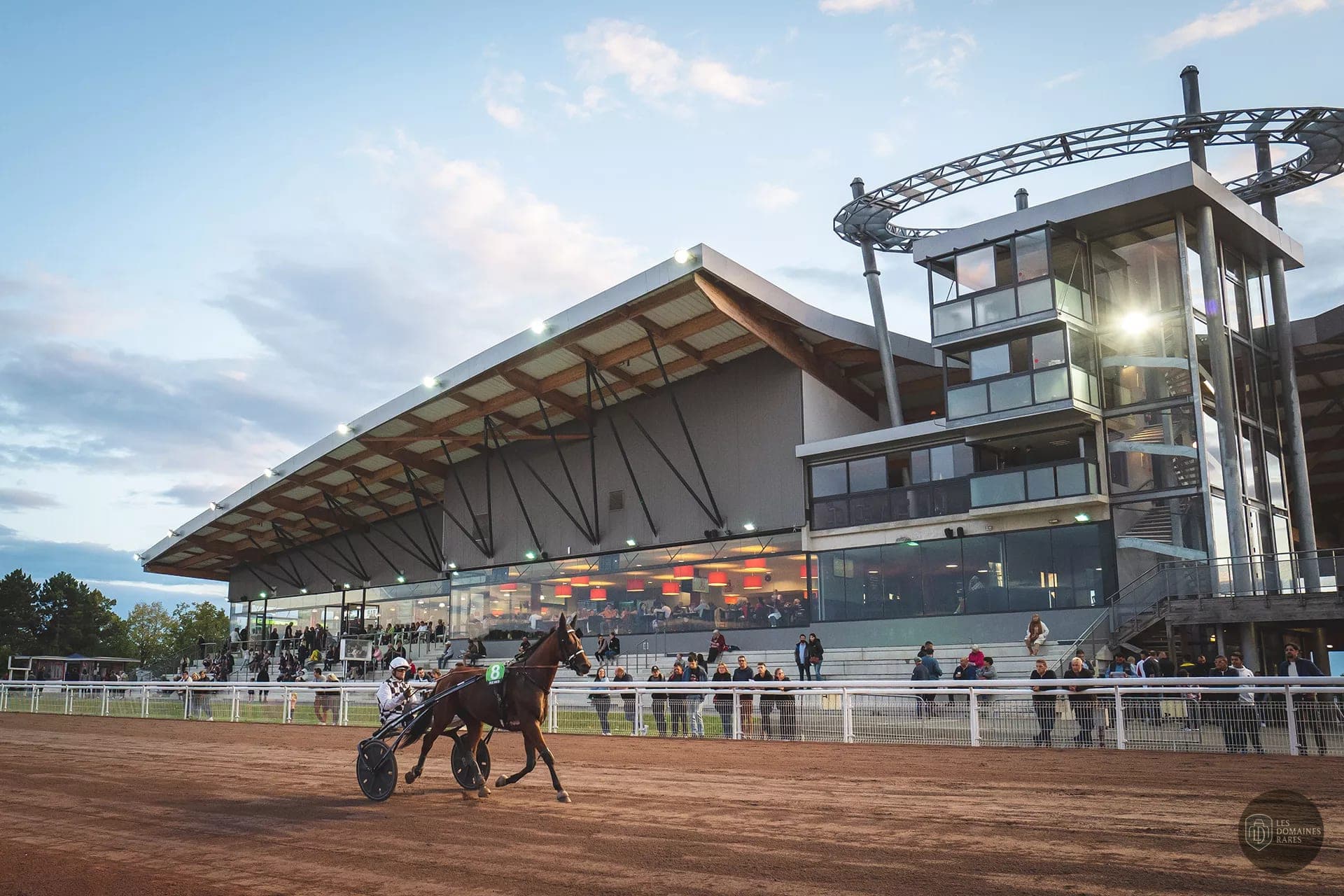 Hippodrome de Reims et course de chevaux