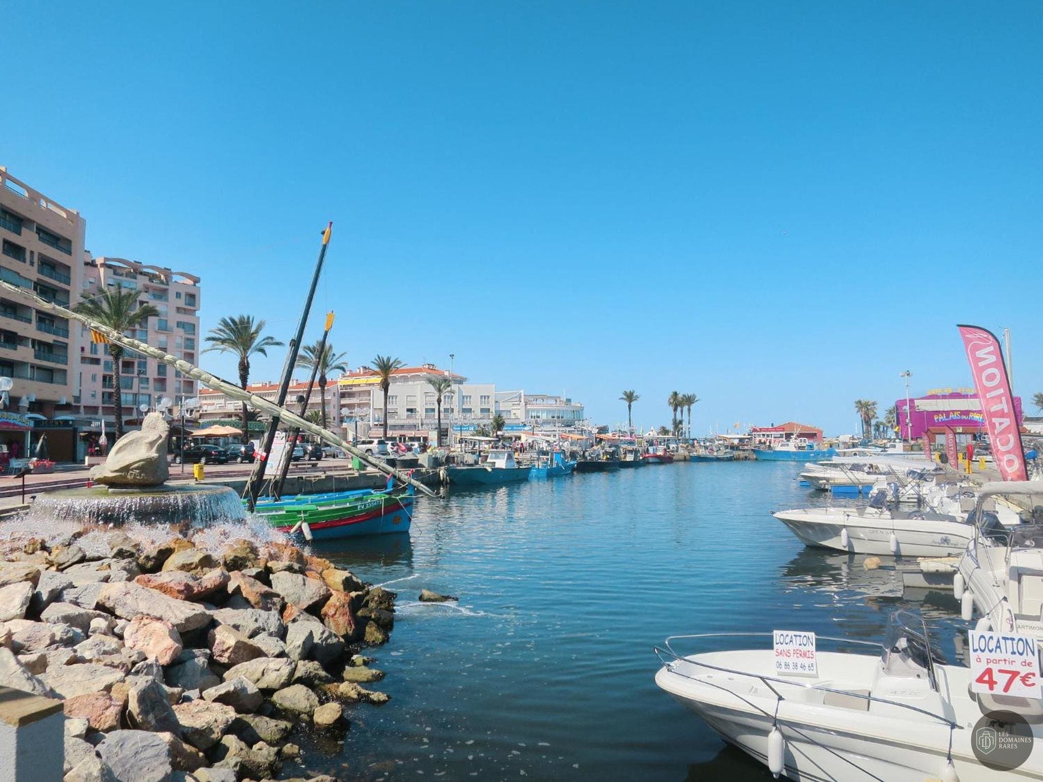 Vue extérieure de l'hôtel Horizon Golf à Canet en Occitanie