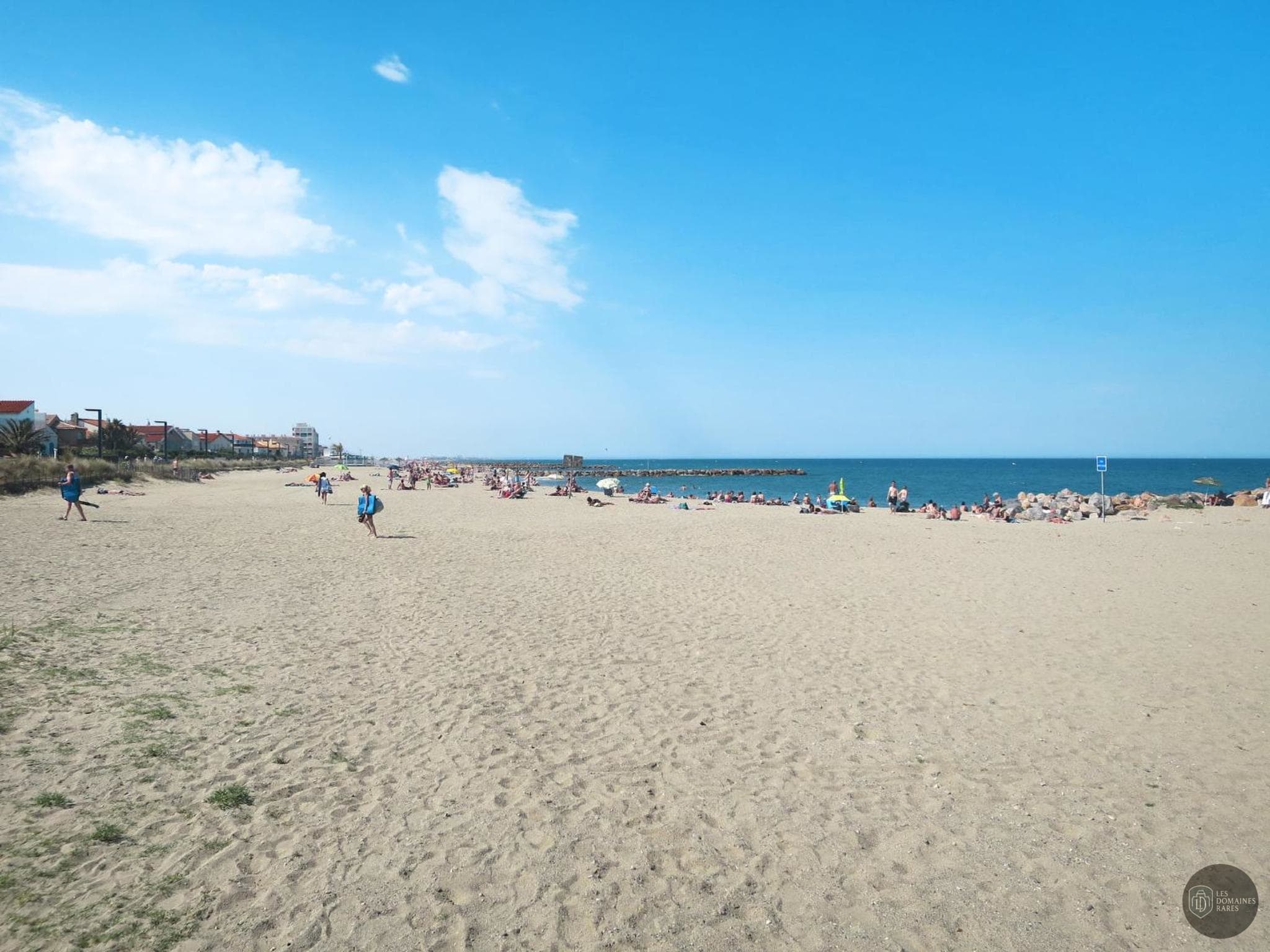 Vue extérieure de l'hôtel Horizon Golf à Canet en Occitanie