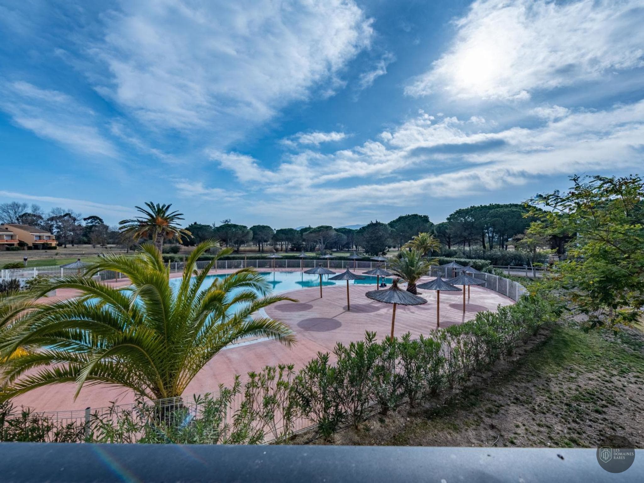 Piscine et activités de l'hôtel Horizon Golf à Canet en Occitanie
