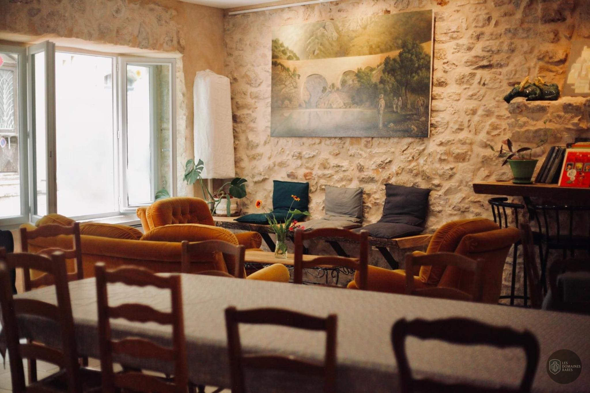 Espace intérieur de l'hôtel Hostel Le Diablotin en Occitanie