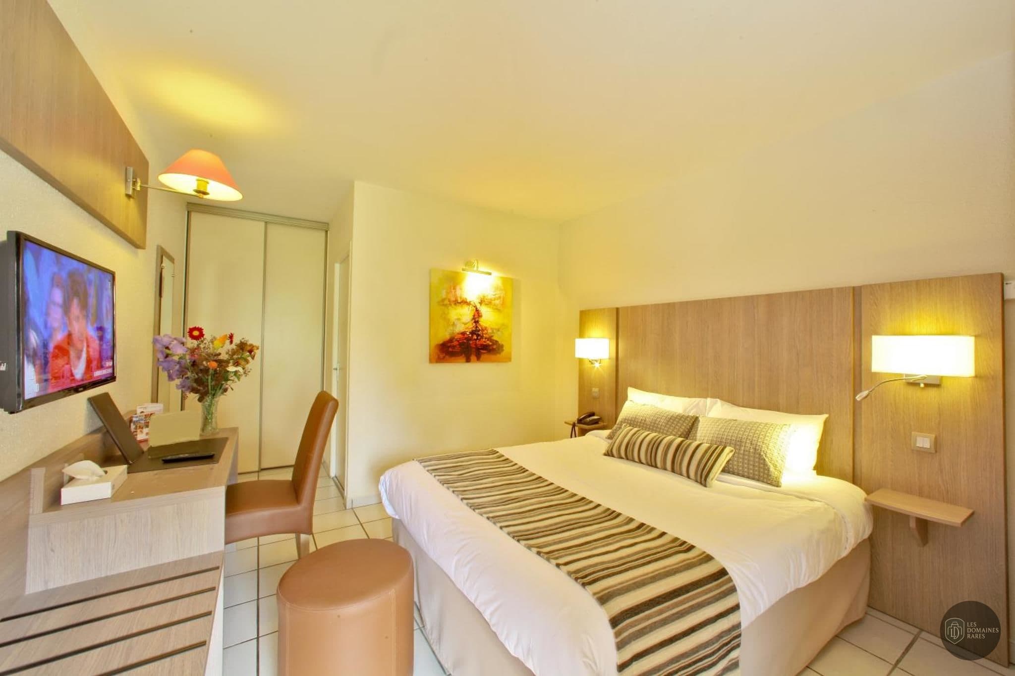 Chambre du lieu Hostellerie du Royal-Lieu à Compiègne en Hauts-de-France - séminaire oise (60)