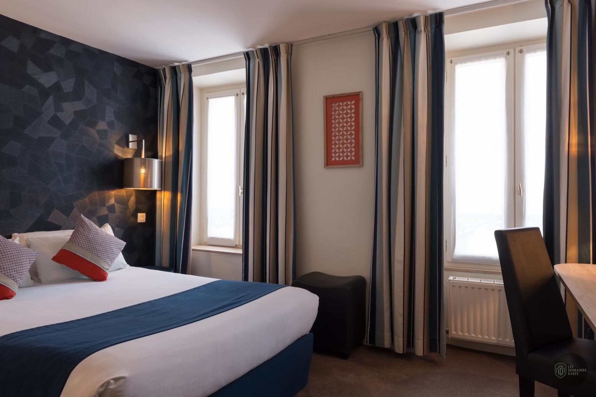Chambre de l'hôtel Hotel France Albion à Paris en Île-de-France