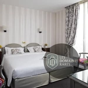Chambre de l'hôtel Hotel Francois 1er à Paris en Île-de-France