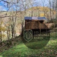 Vue extérieure de l'hôtel Hotel La Decouverte à Les en Auvergne-Rhône-Alpes