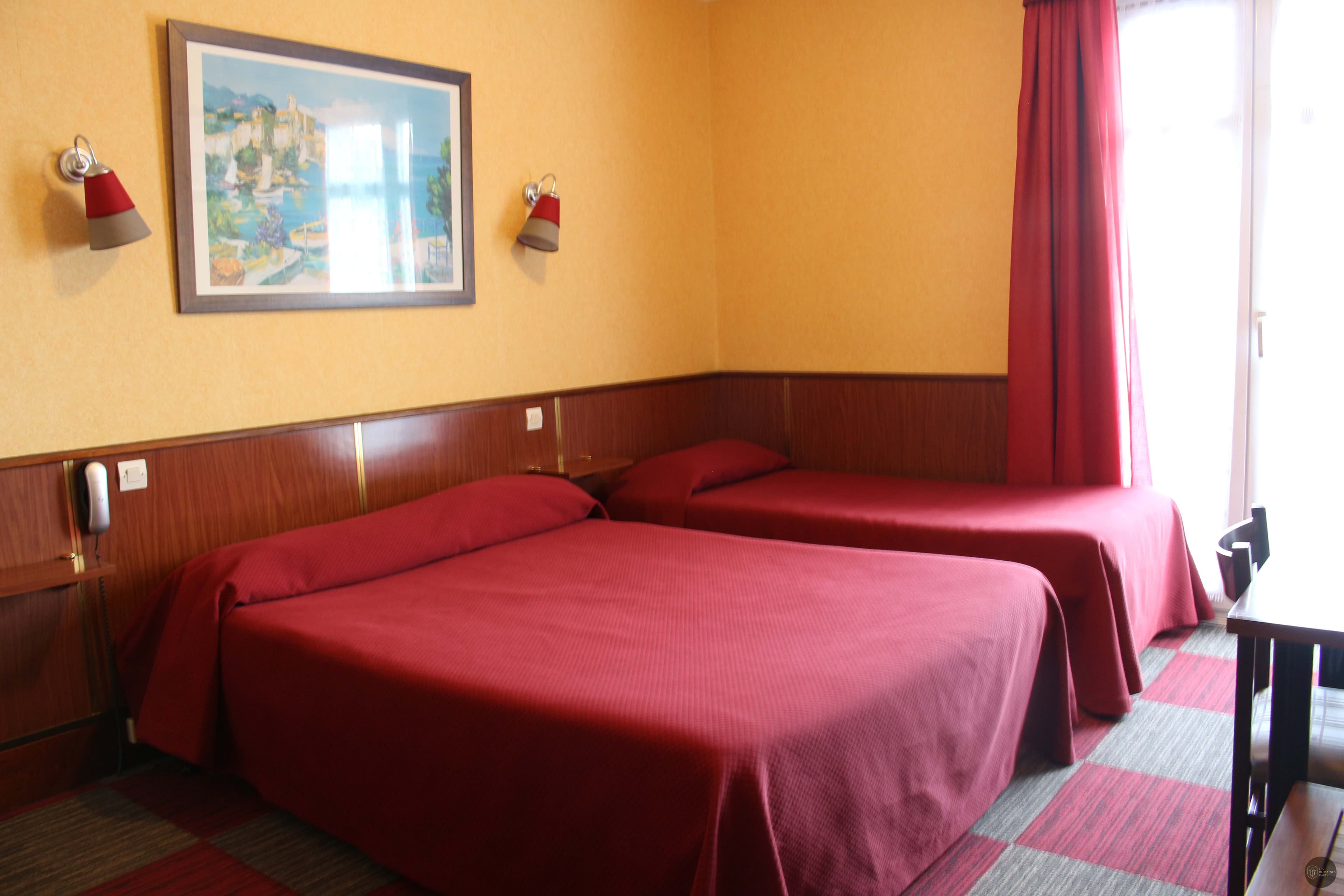 Chambre de l'hôtel Hotel Le France à Aubusson en Nouvelle-Aquitaine - séminaire creuse (23)