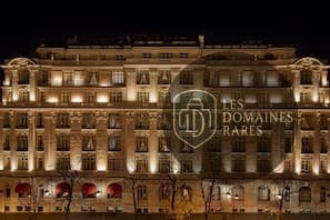 Hotel Raphael
