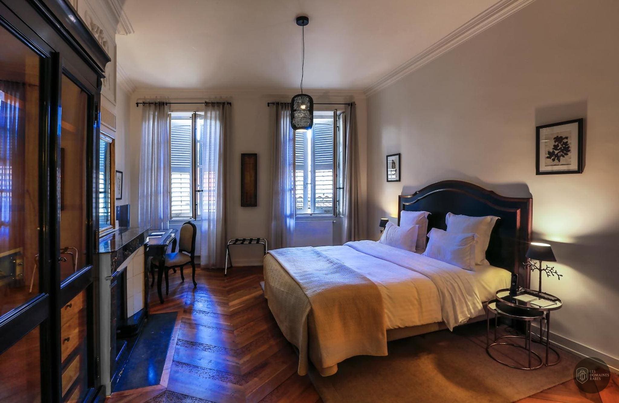 Chambre de l'hôtel Hotel de la Villeon en Auvergne-Rhône-Alpes - séminaire ardèche