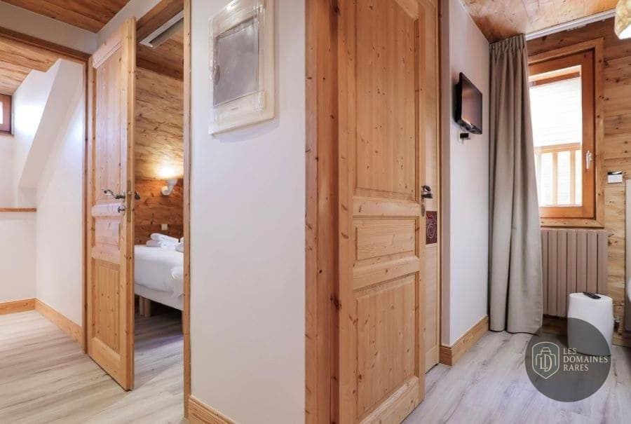 Espace intérieur de l'hôtel Hotel des 2 Gares à Megève en Auvergne-Rhône-Alpes