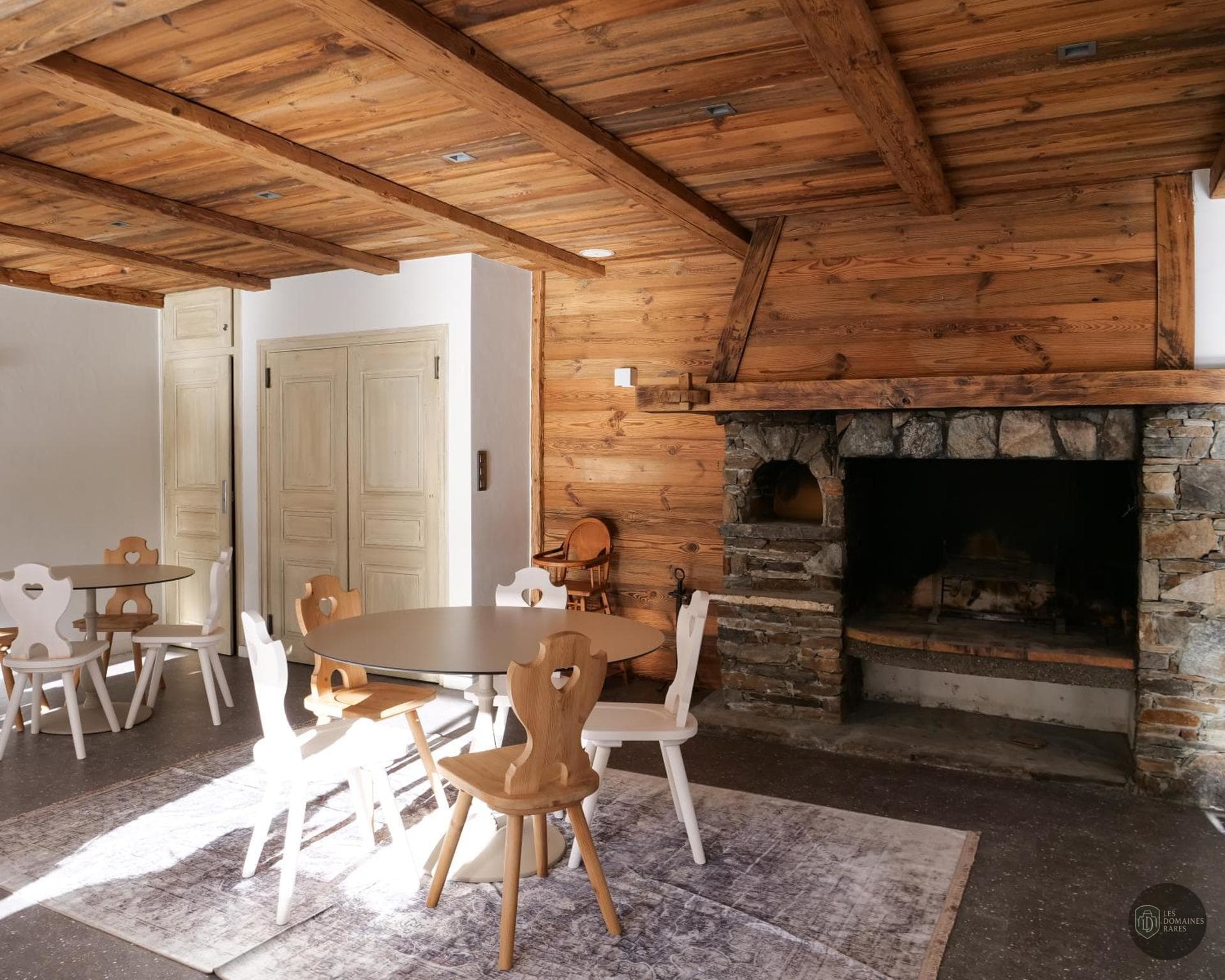 Espace intérieur de l'hôtel Hotel des 2 Gares à Megève en Auvergne-Rhône-Alpes