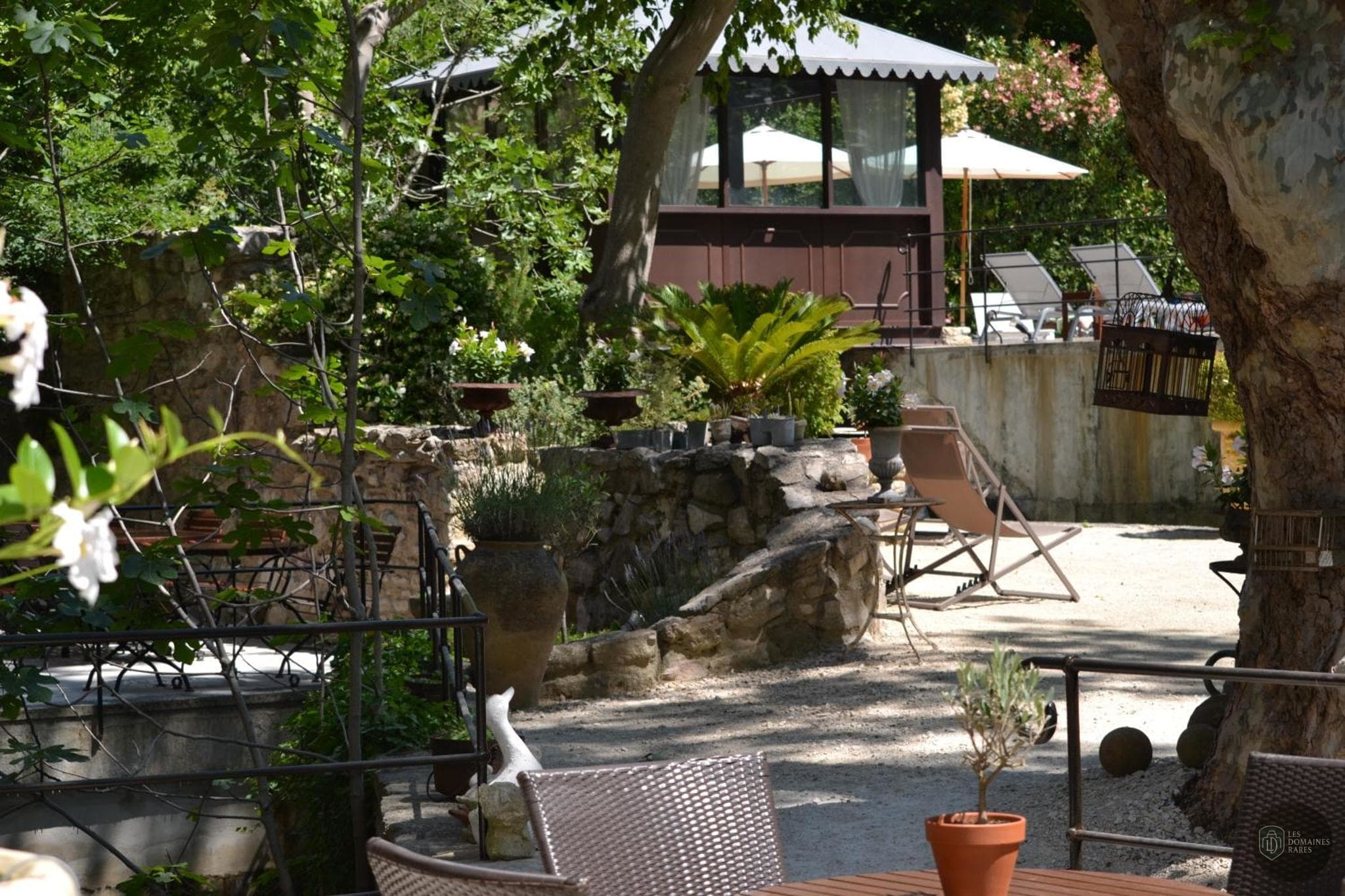 Vue extérieure de l'hôtel Hotel du Poete en Provence-Alpes-Côte d'Azur