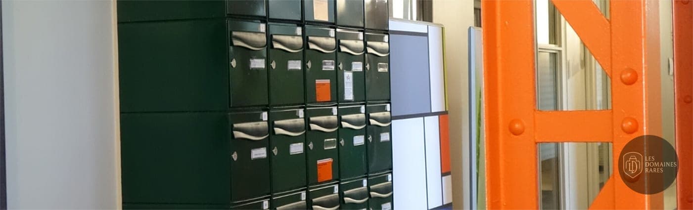 Boîtes aux lettres et hall d'entrée