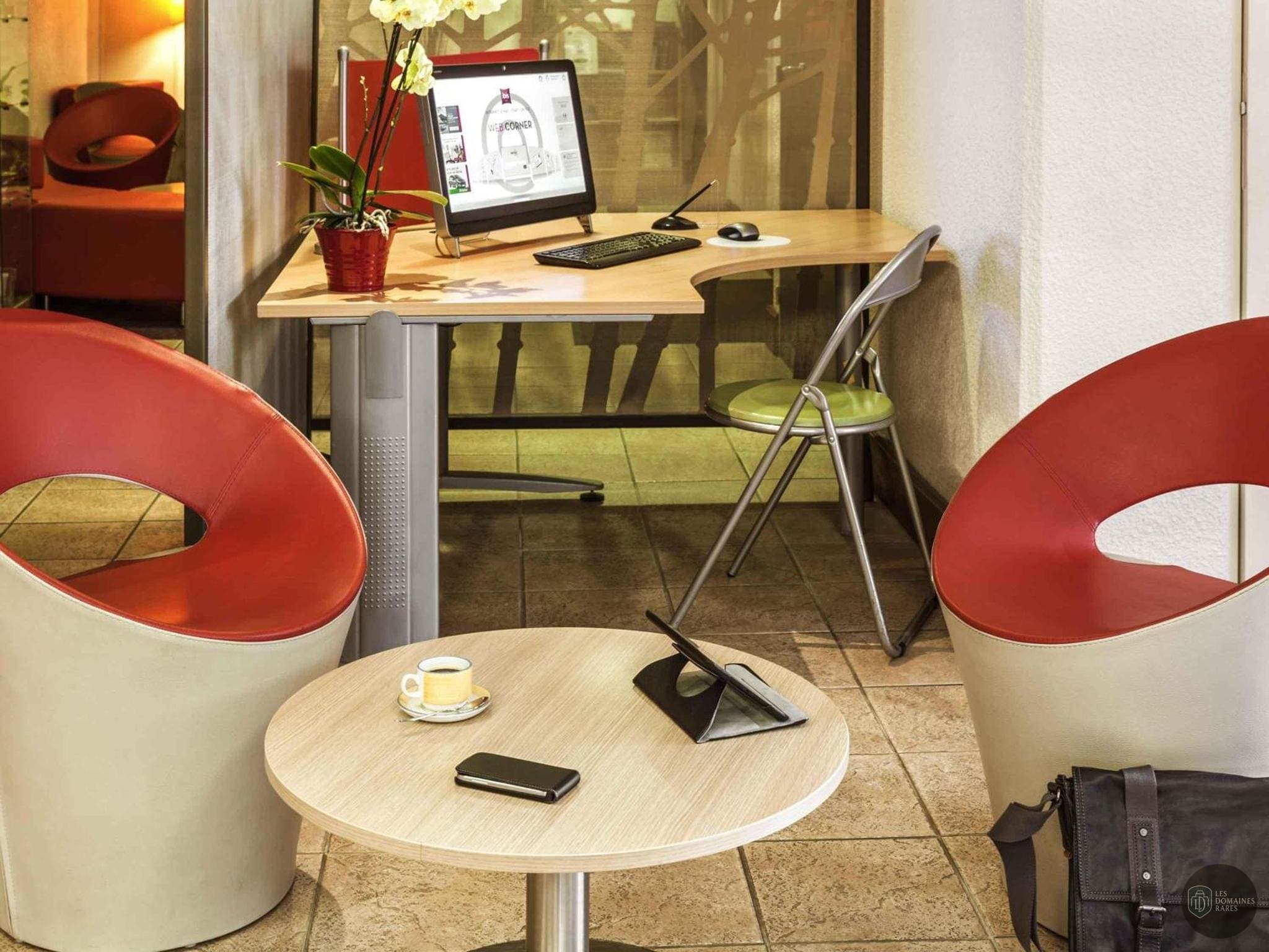 Vue extérieure de l'hôtel Ibis Auch à Auch en Occitanie