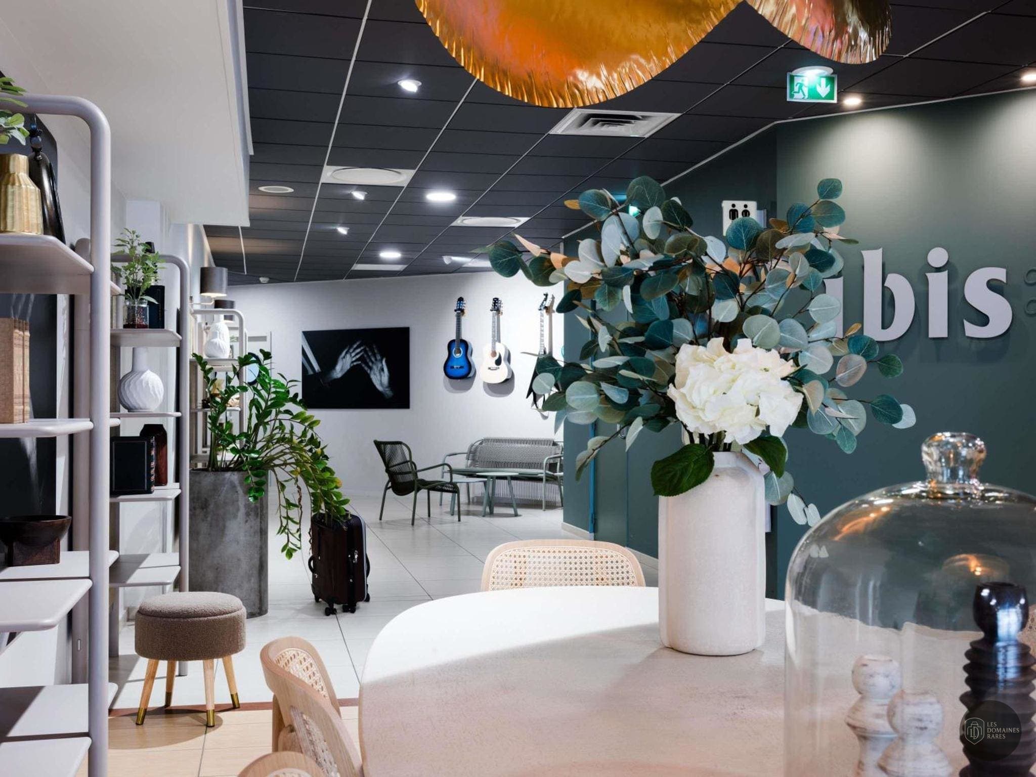 Espace intérieur de l'hôtel Ibis Caen Centre à Caen en Normandie