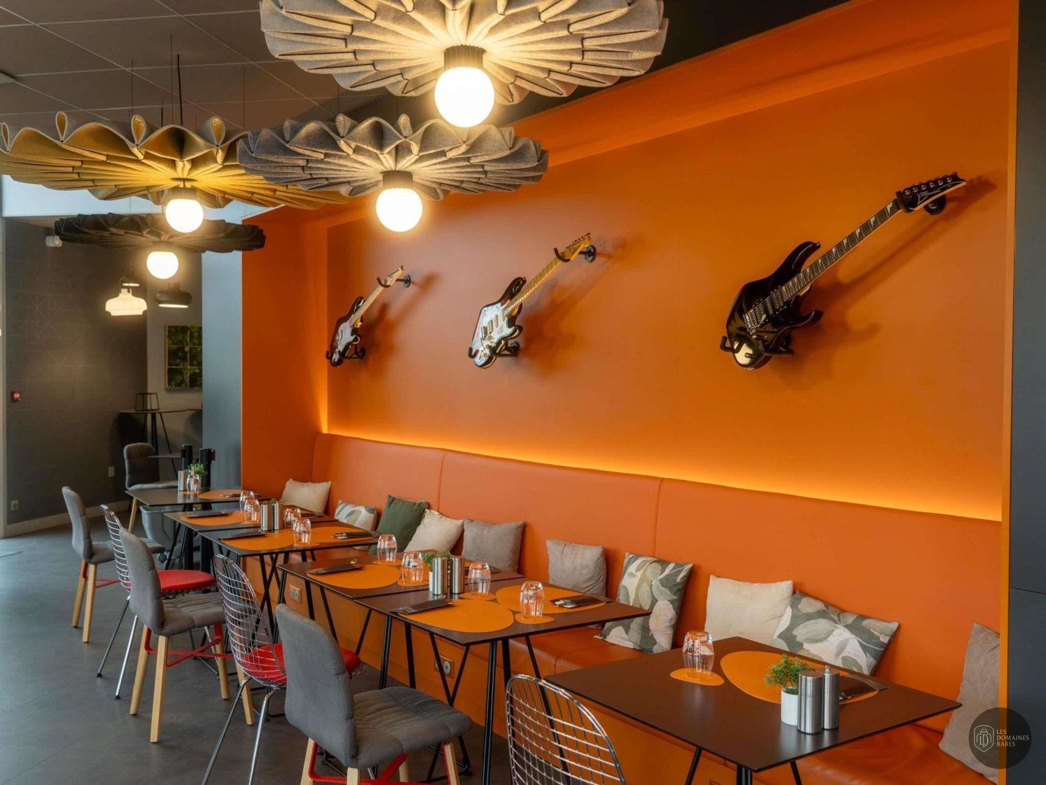 Espace intérieur de l'hôtel Ibis Compiègne à Compiègne en Hauts-de-France
