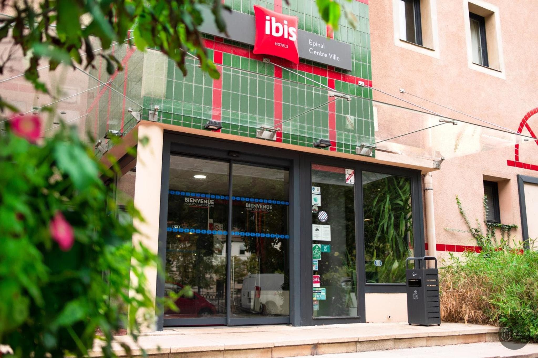 Vue extérieure de l'hôtel Ibis Epinal Centre à Epinal en Grand Est