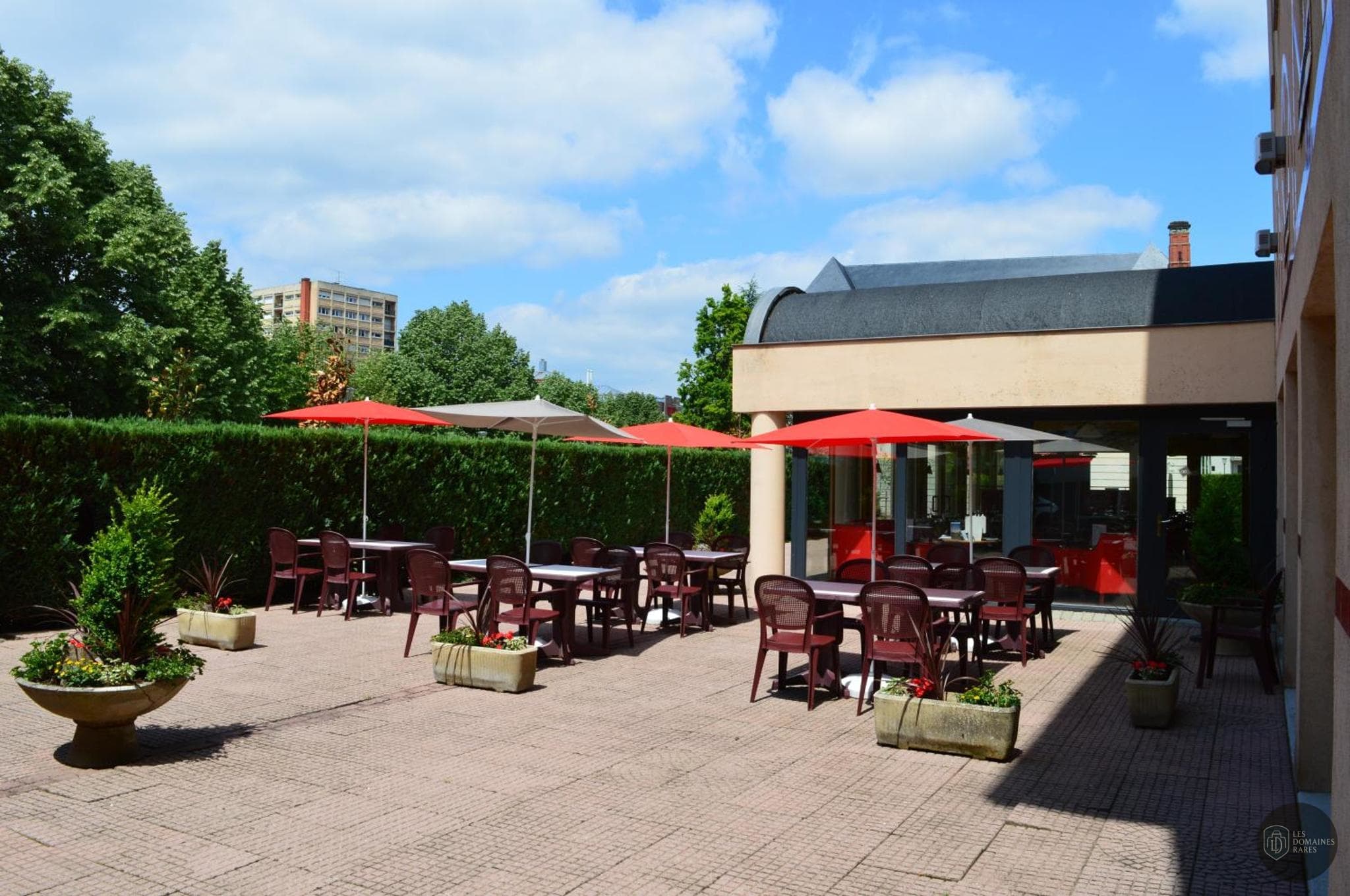 Vue extérieure de l'hôtel Ibis Epinal Centre à Epinal en Grand Est
