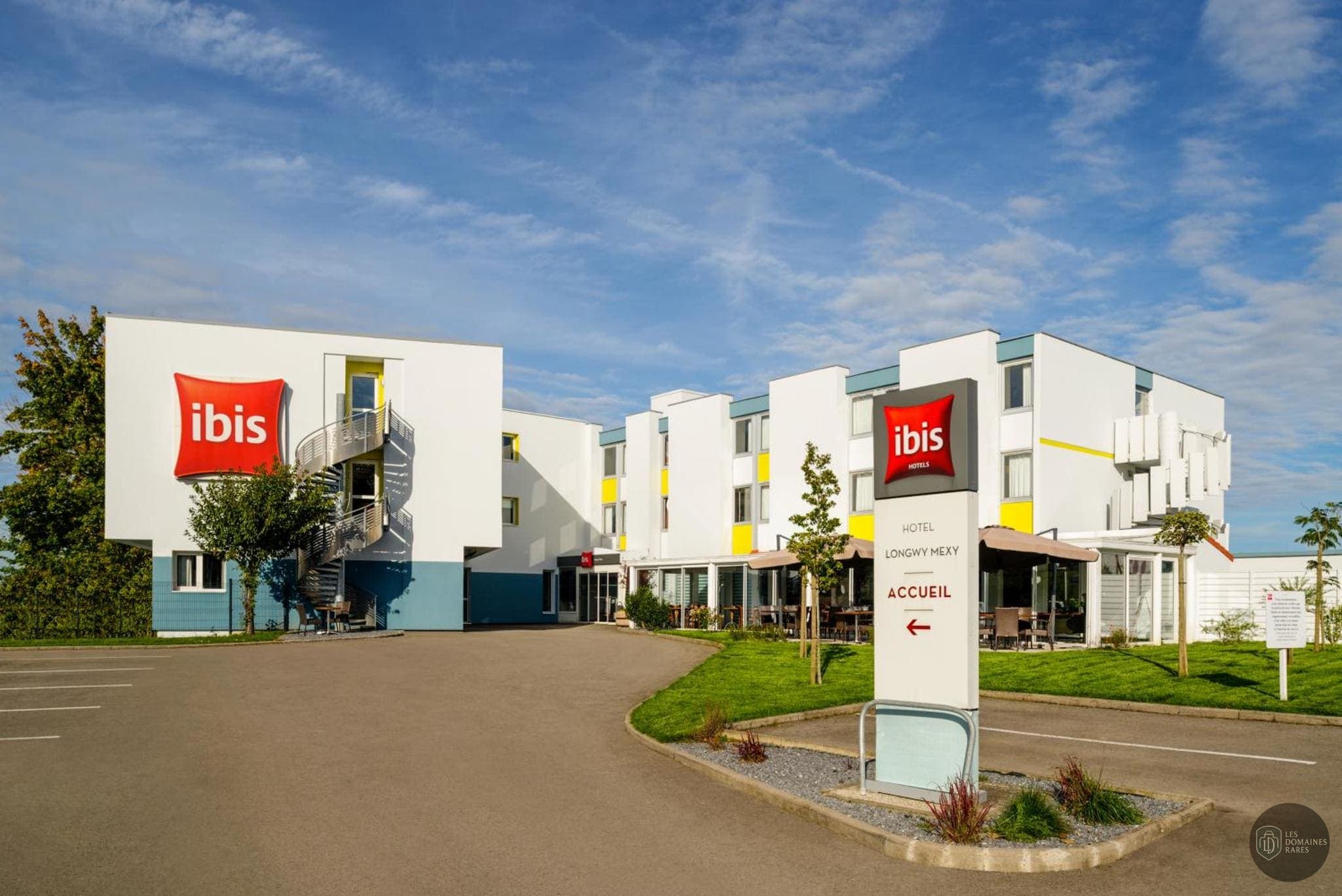 Vue extérieure de l'hôtel Ibis Longwy Mexy à Mexy en Grand Est