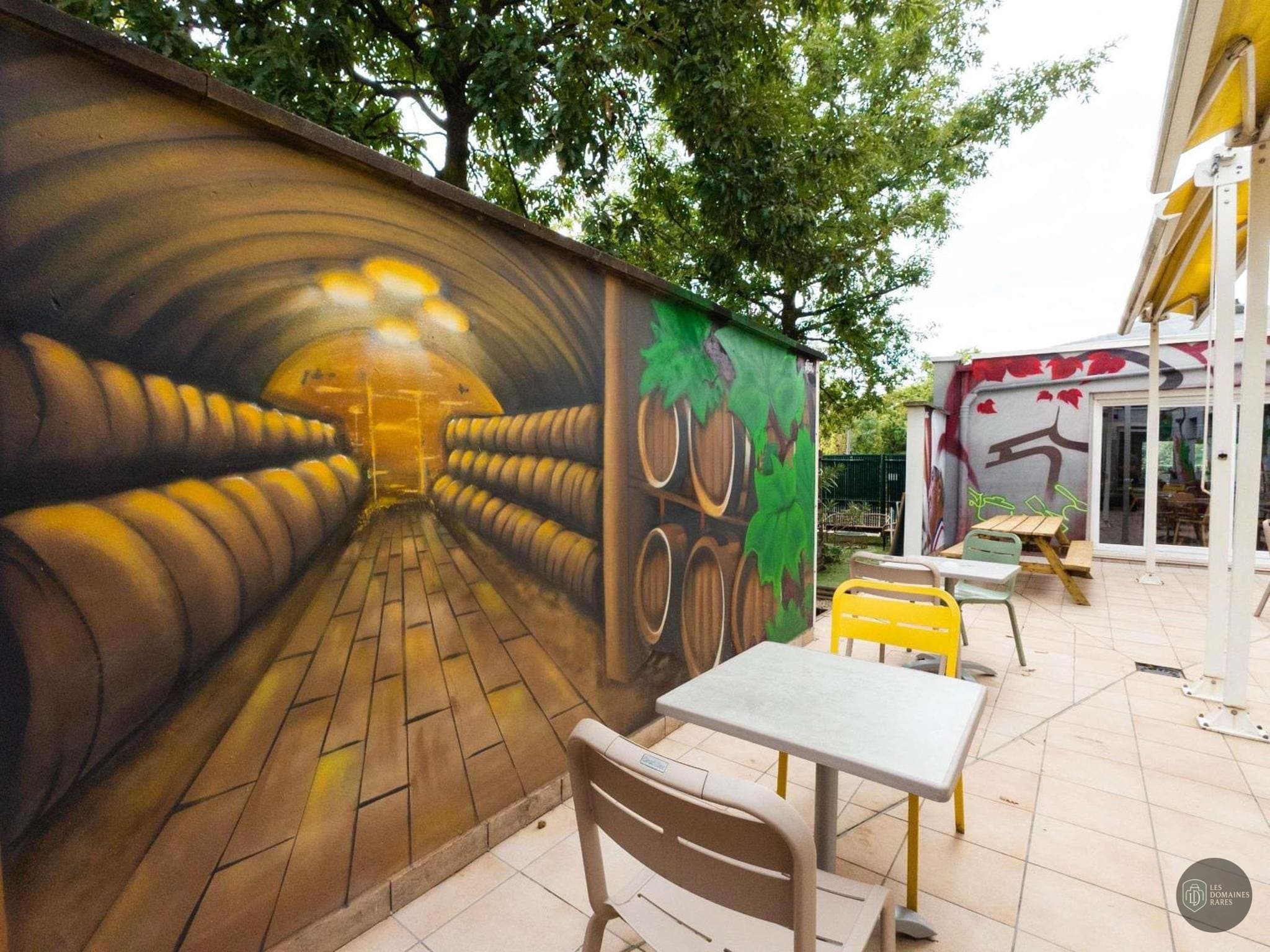 Vue extérieure de l'hôtel Ibis Lyon Est Bron en Auvergne-Rhône-Alpes