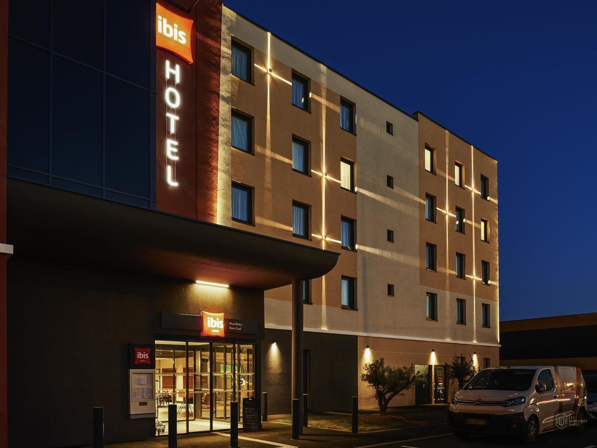 Vue de l'hôtel Ibis Montlhéry Paris Sud à Montlhery en Île-de-France