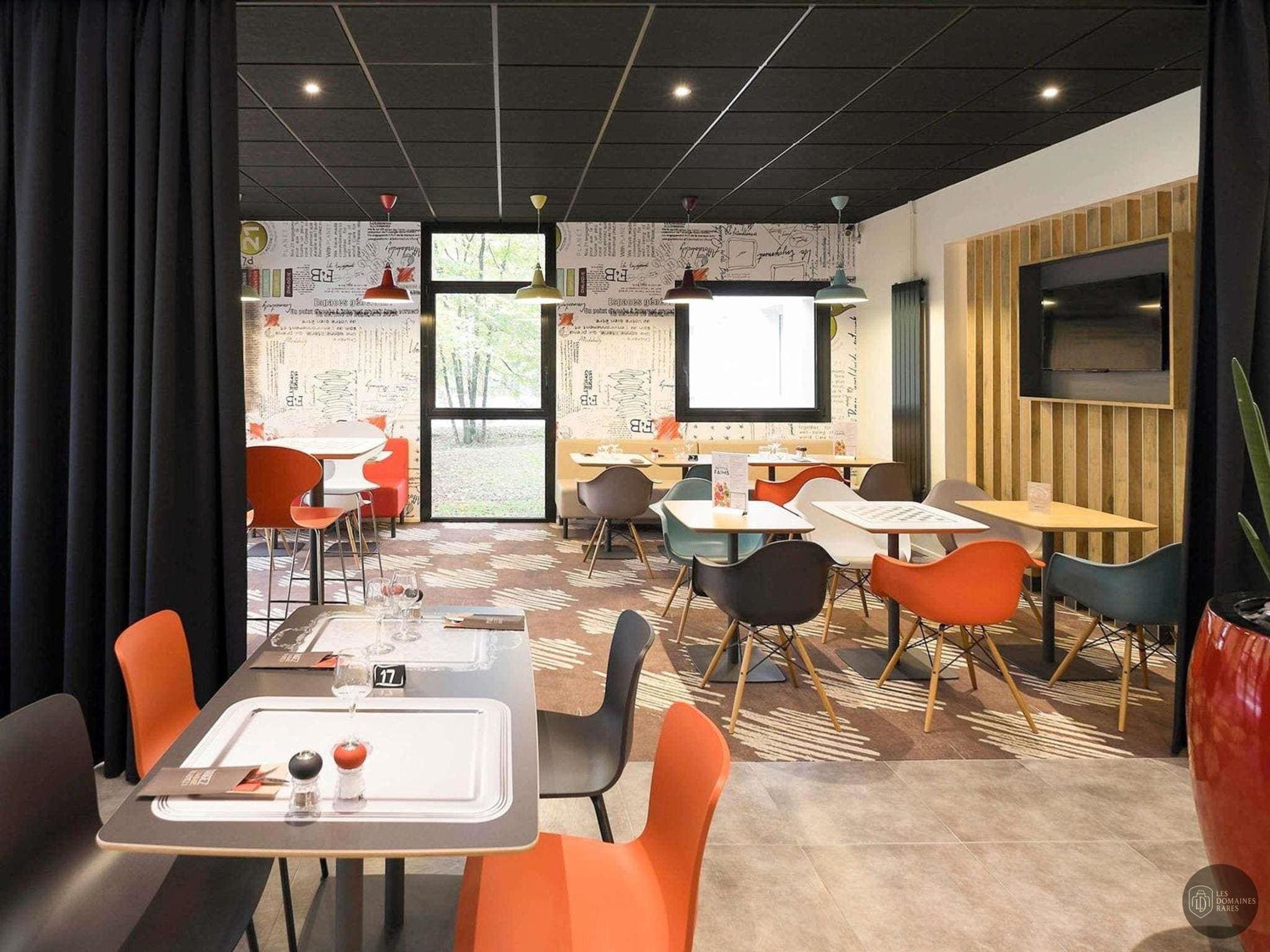 Vue extérieure de l'hôtel Ibis Nancy Brabois en Grand Est