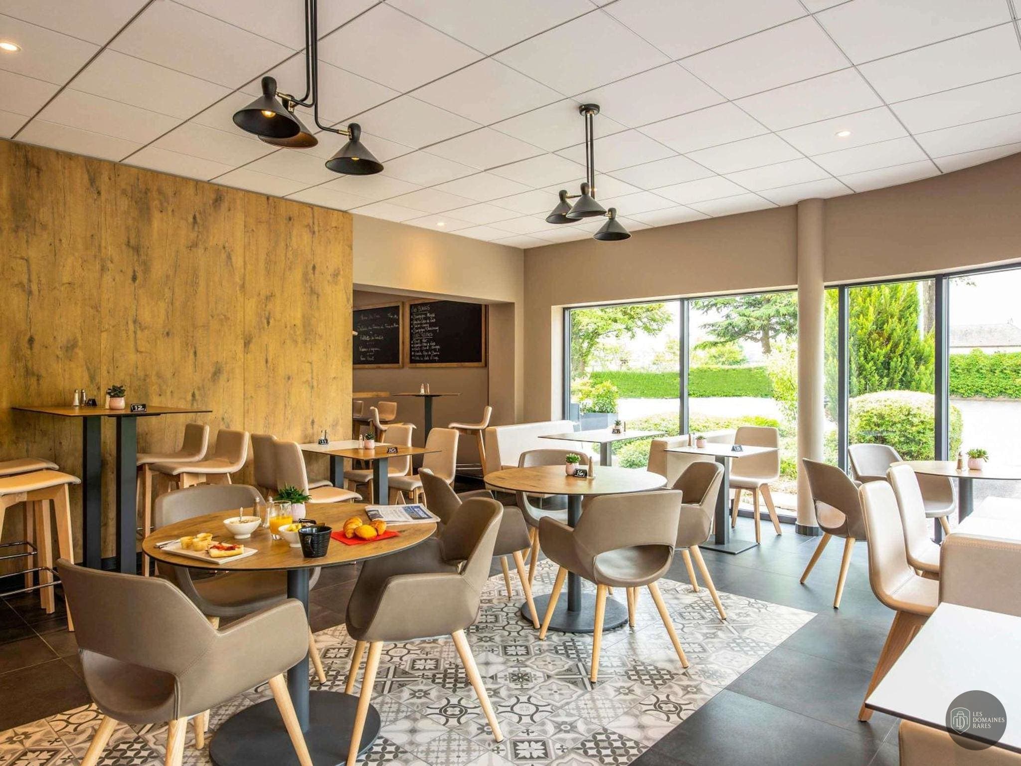 Restaurant de l'hôtel Ibis Nuits-Saint-Georges en Bourgogne-Franche-Comté - séminaire côte-d'or