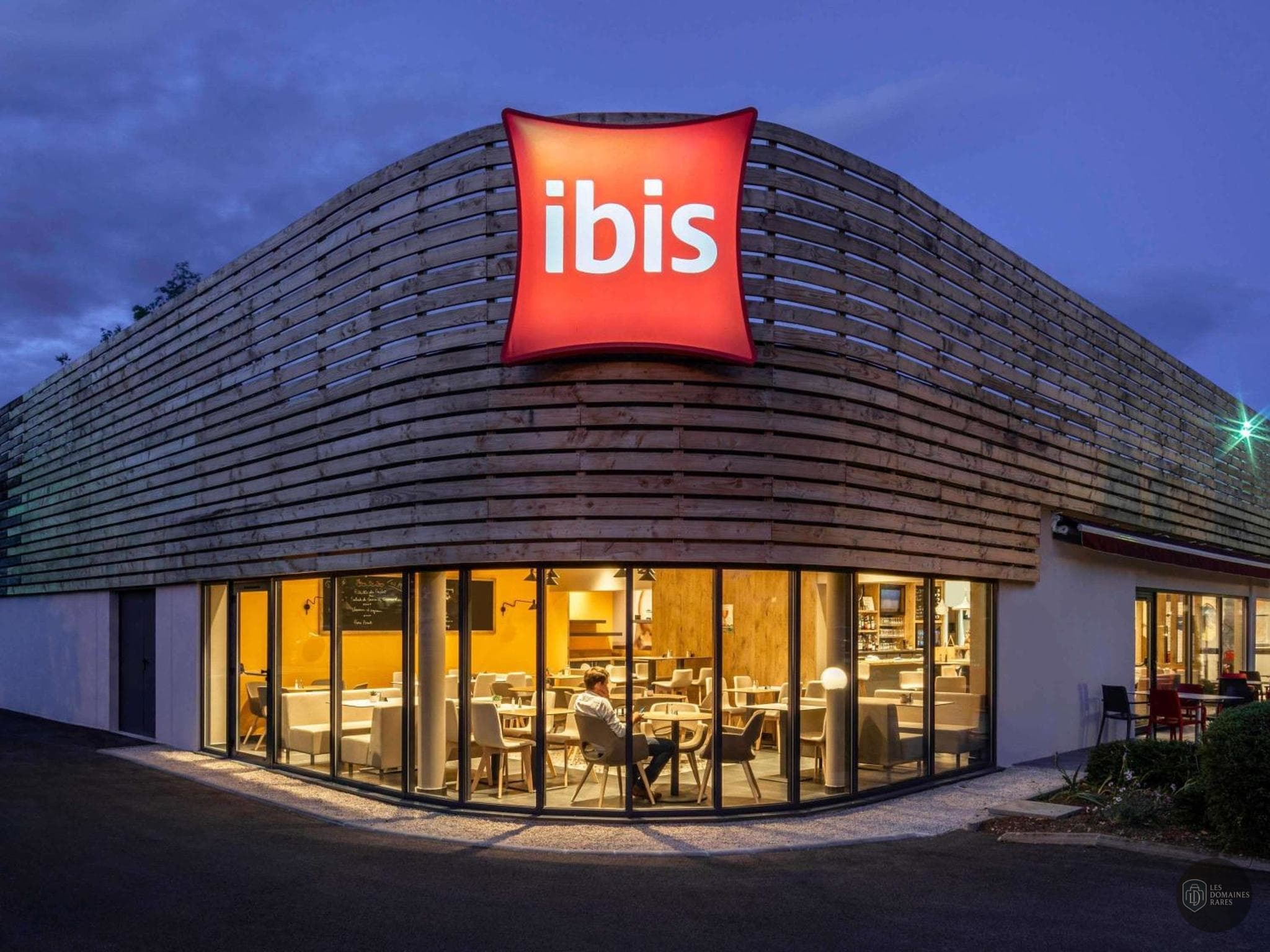 Restaurant de l'hôtel Ibis Nuits-Saint-Georges en Bourgogne-Franche-Comté