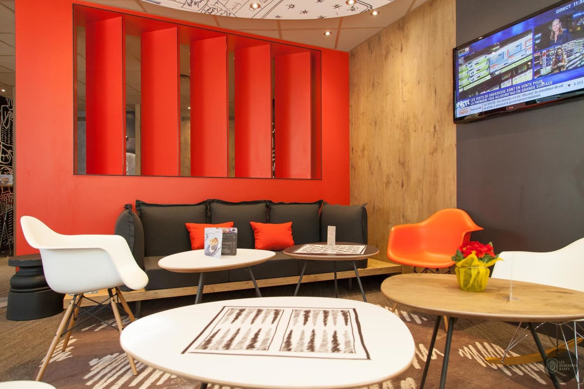 Vue extérieure de l'hôtel Ibis Poitiers Centre à Poitiers en Nouvelle-Aquitaine