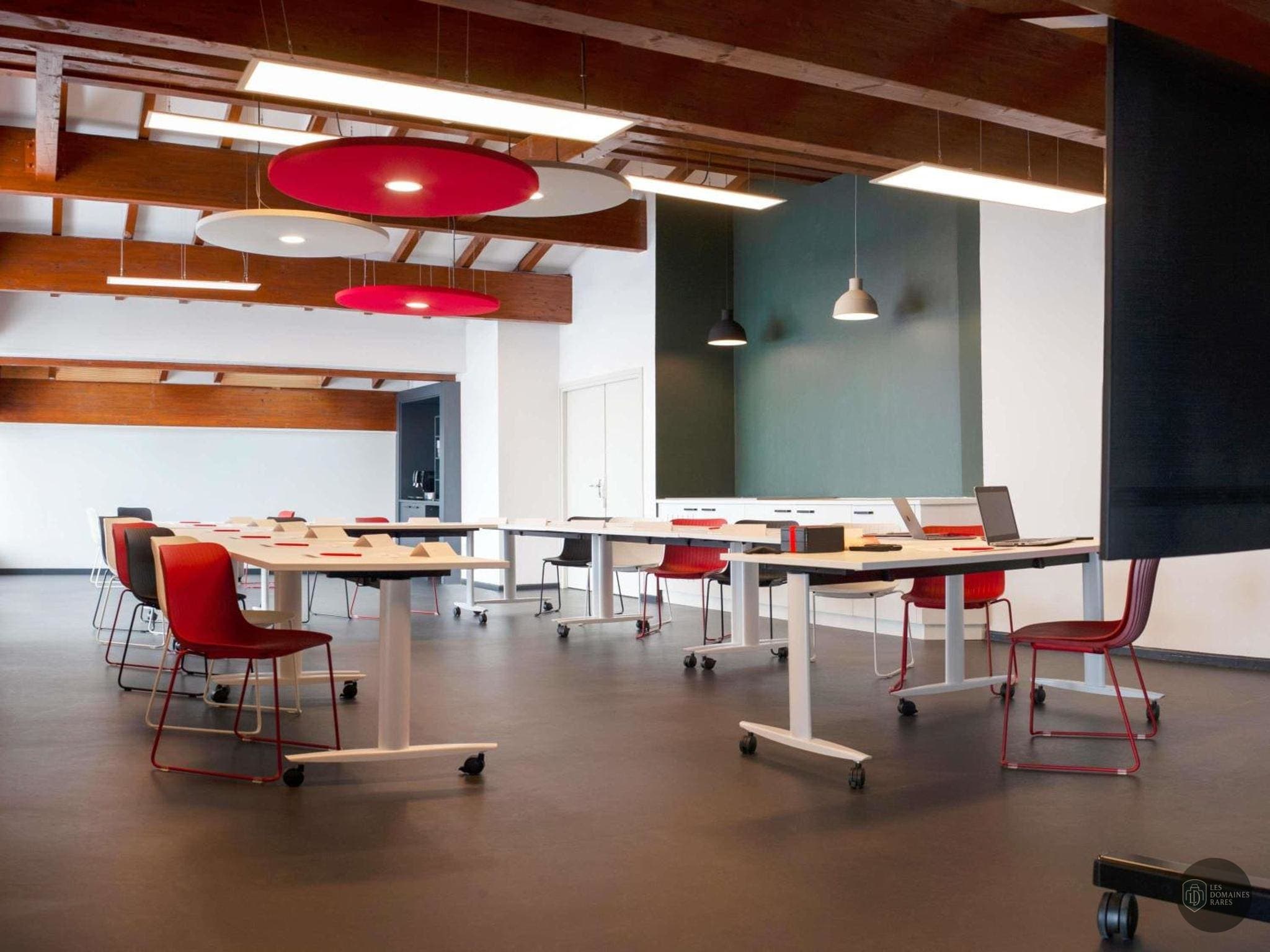Salle de réunion 1 de l'hôtel Ibis Pontarlier à Pontarlier en Bourgogne-Franche-Comté