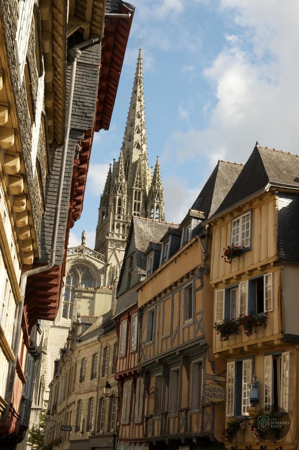 Vue extérieure de l'hôtel Ibis Quimper à Quimper en Bretagne