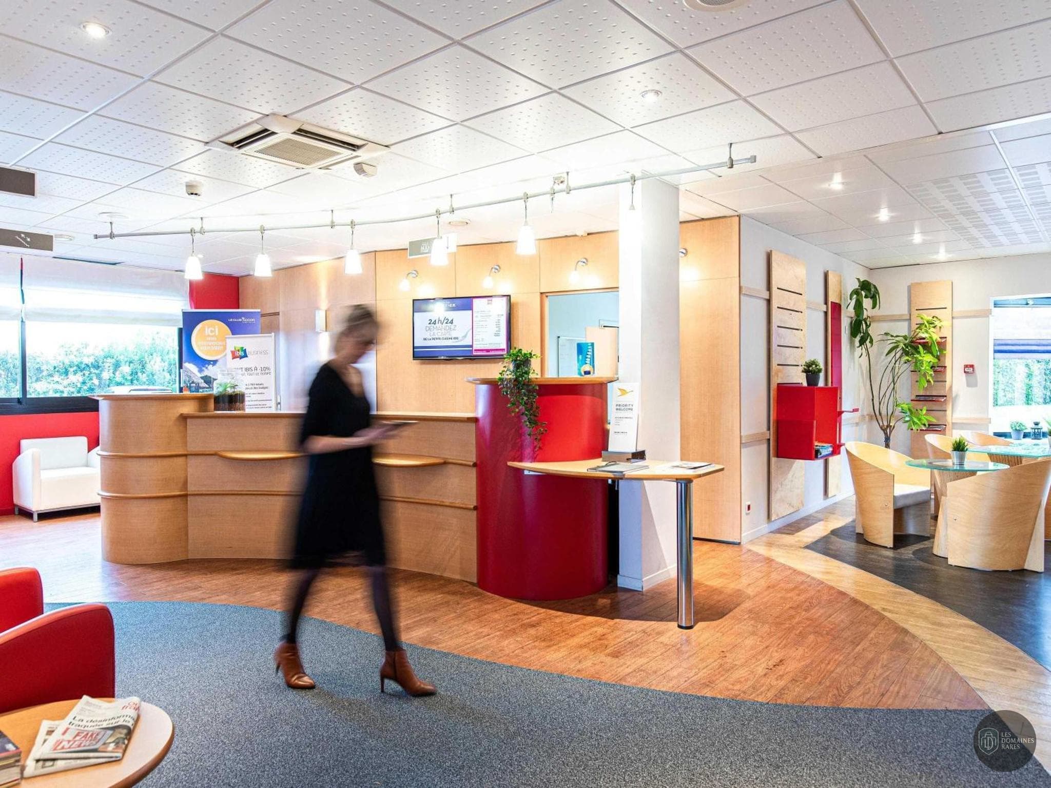 Espace intérieur de l'hôtel Ibis Quimperle en Bretagne