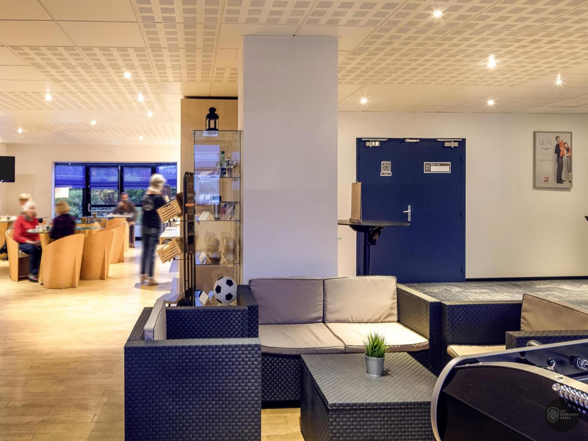 Espace intérieur de l'hôtel Ibis Quimperle en Bretagne