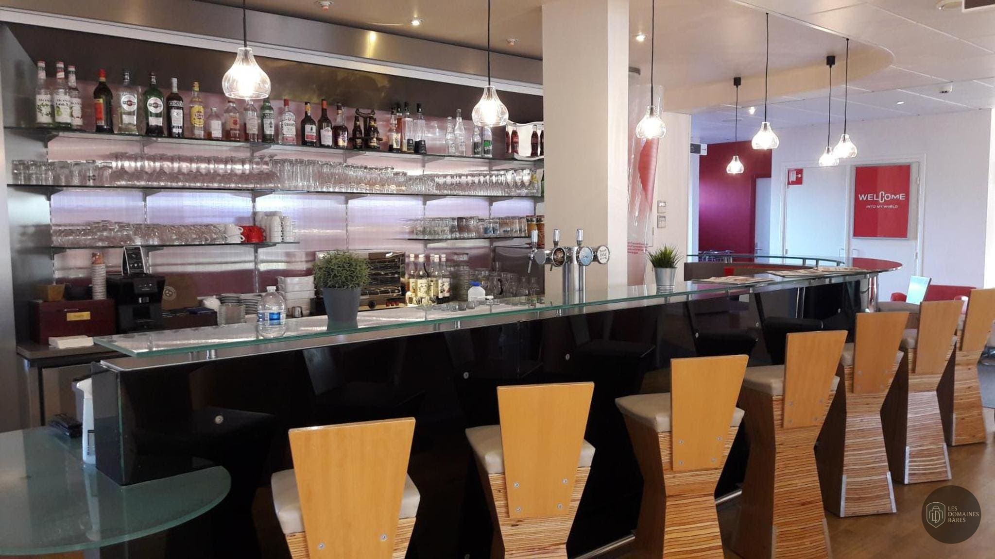 Espace intérieur de l'hôtel Ibis Quimperle en Bretagne