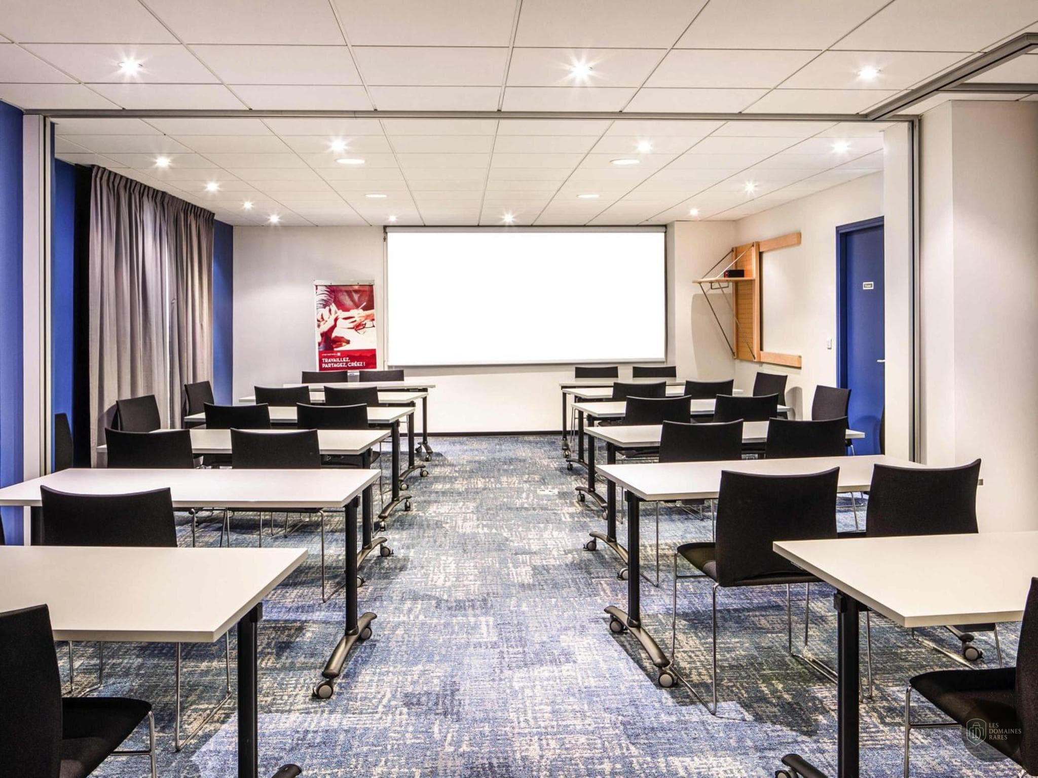 Salle de réunion 2 de l'hôtel Ibis Quimperle en Bretagne