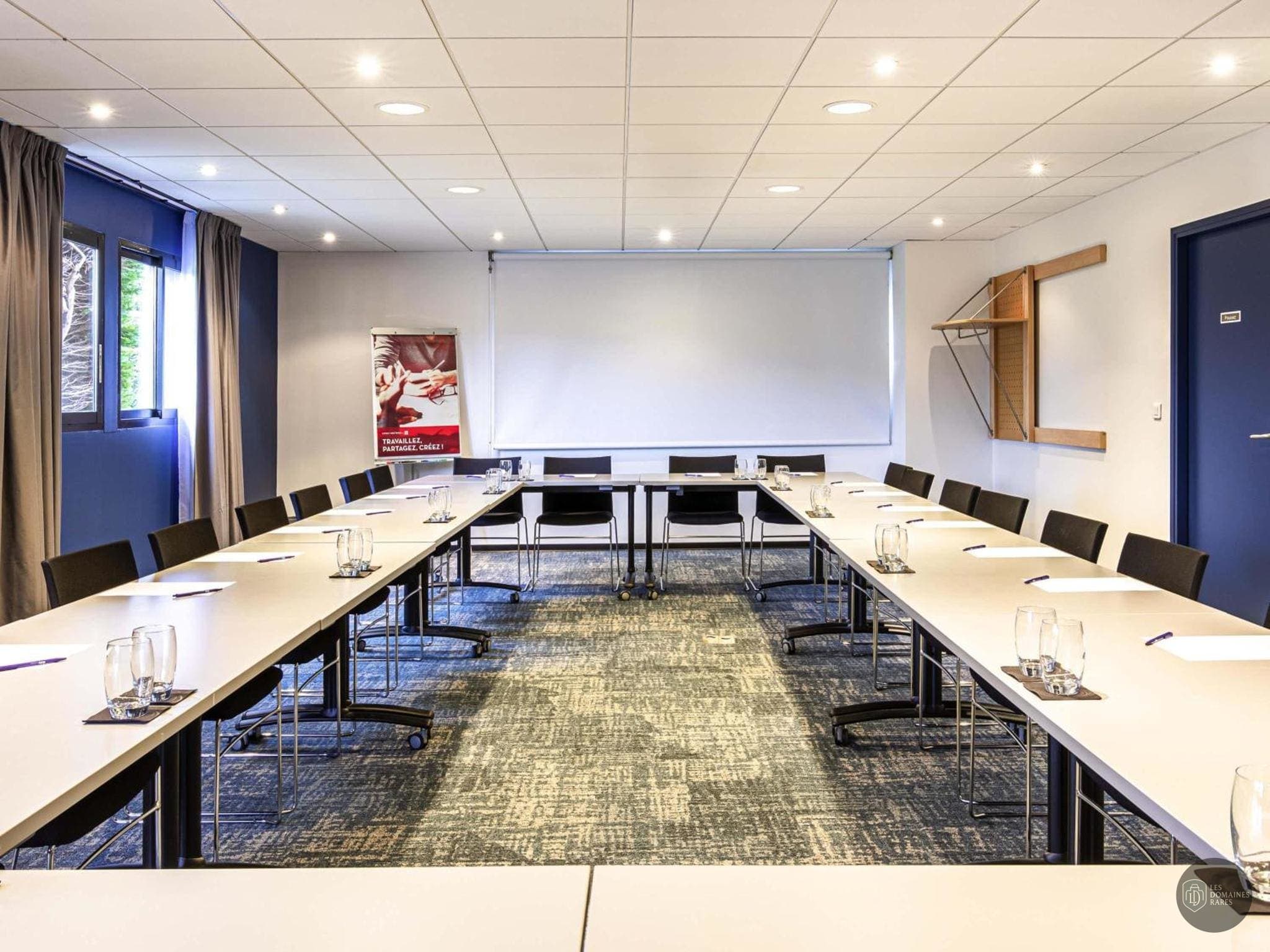 Salle de réunion 3 de l'hôtel Ibis Quimperle en Bretagne