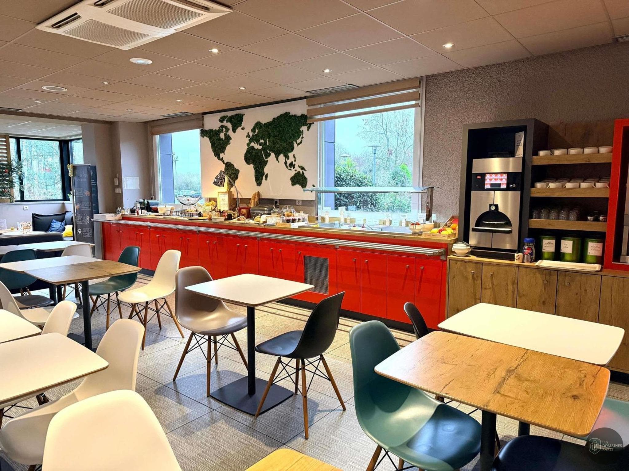Vue extérieure de l'hôtel Ibis Rennes Cesson en Bretagne
