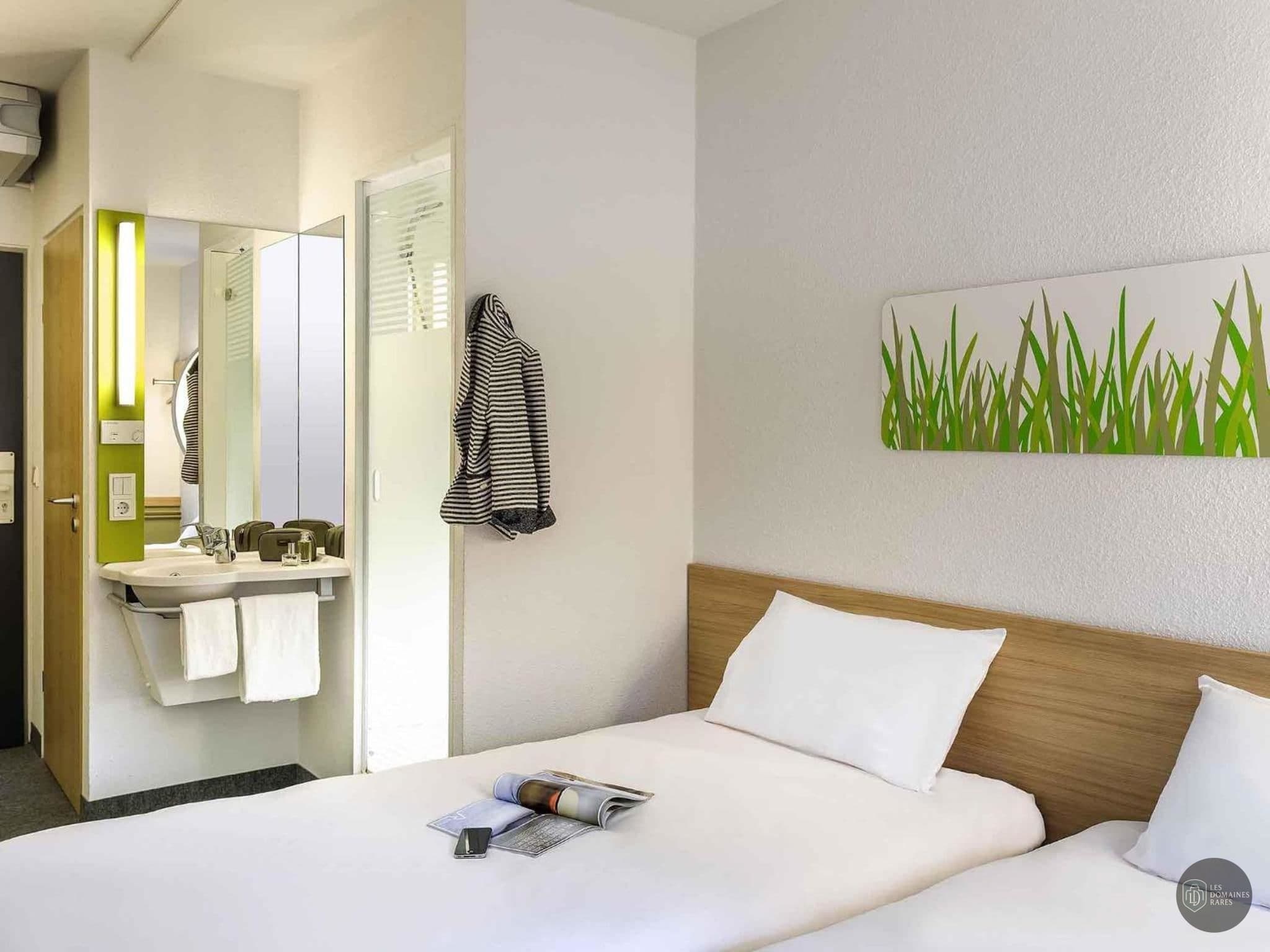 Chambre de l'hôtel Ibis Roanne à Le en Auvergne-Rhône-Alpes - séminaire loire (42)