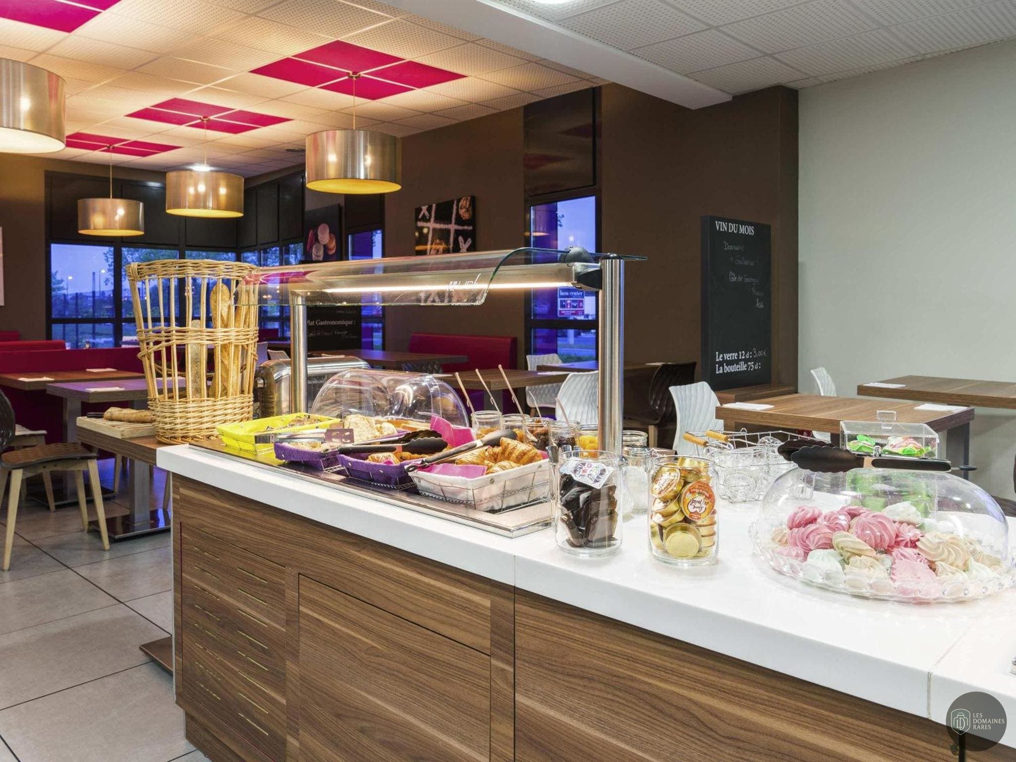 Ibis Styles Castres — Extérieur