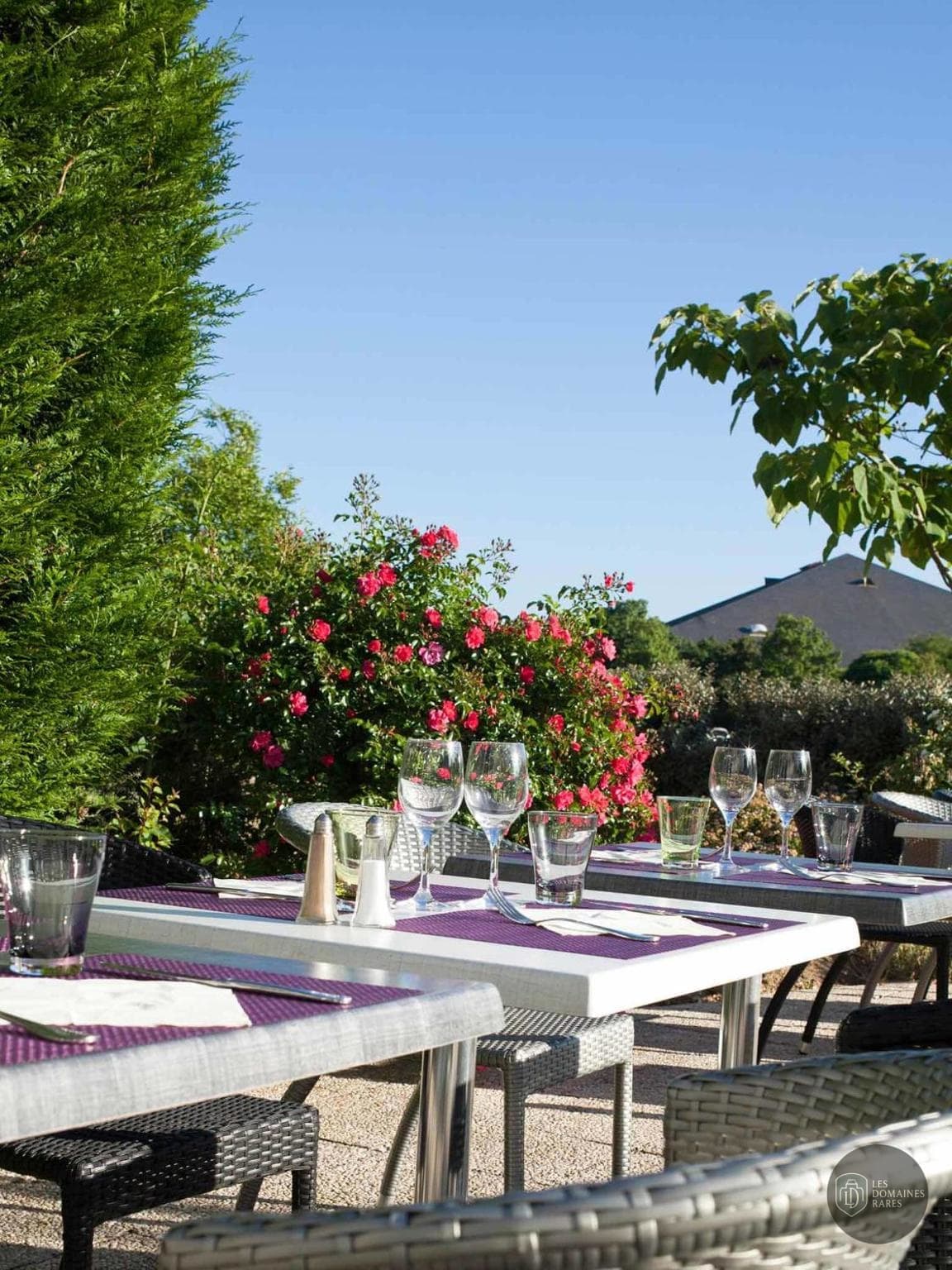 Vue extérieure de l'hôtel Ibis Styles Chinon à Chinon en Centre-Val de Loire