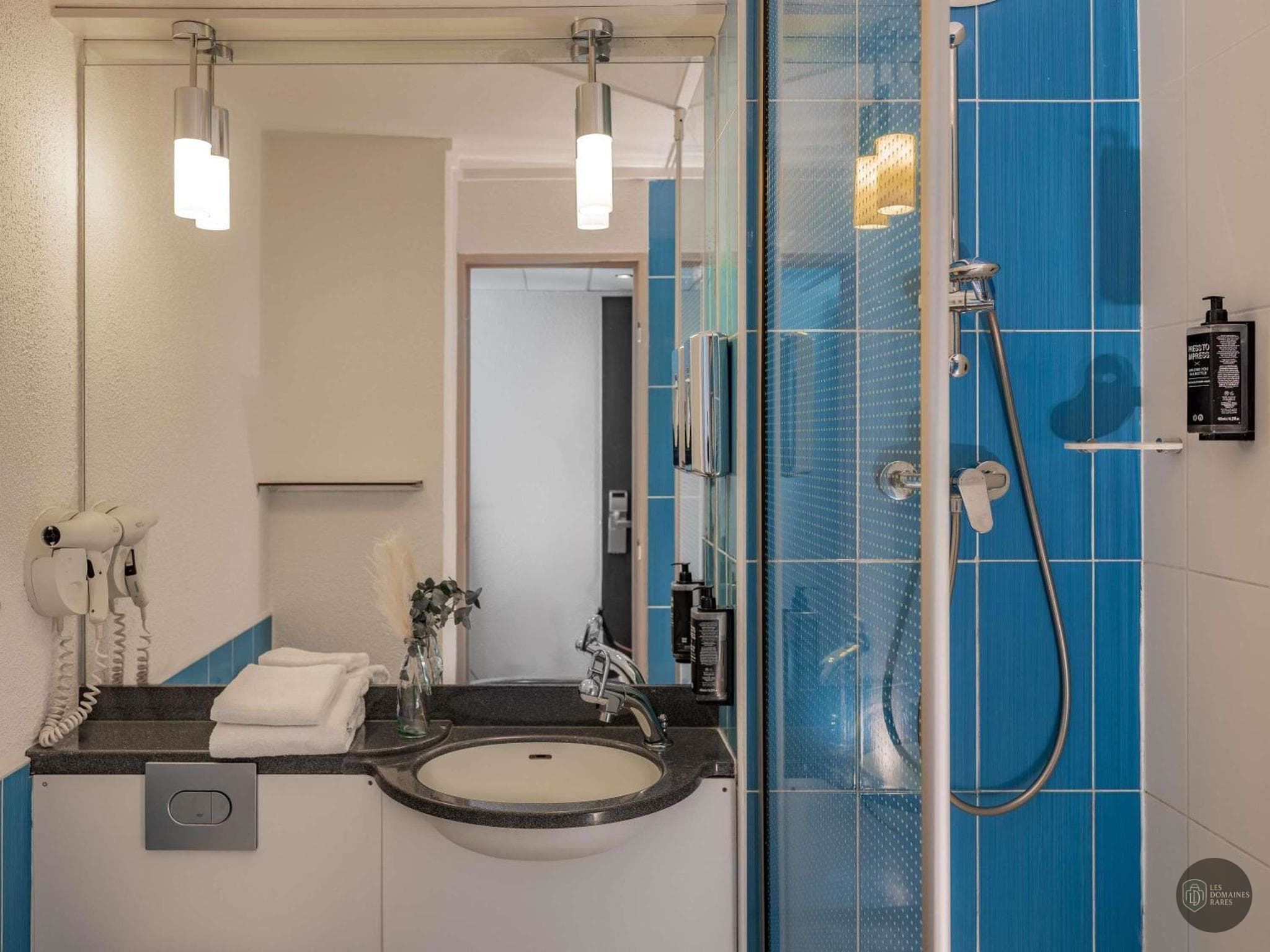 Salle de bain de l'hôtel Ibis Styles Fontenay à Fontenay-sous-bois en Île-de-France