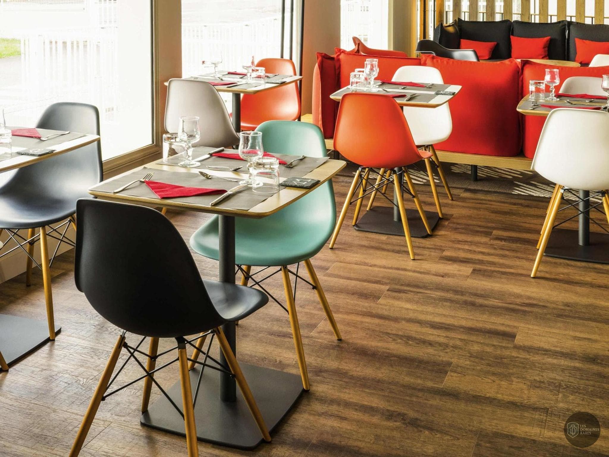 Espace intérieur de l'hôtel Ibis Tarbes Odos à Odos en Occitanie