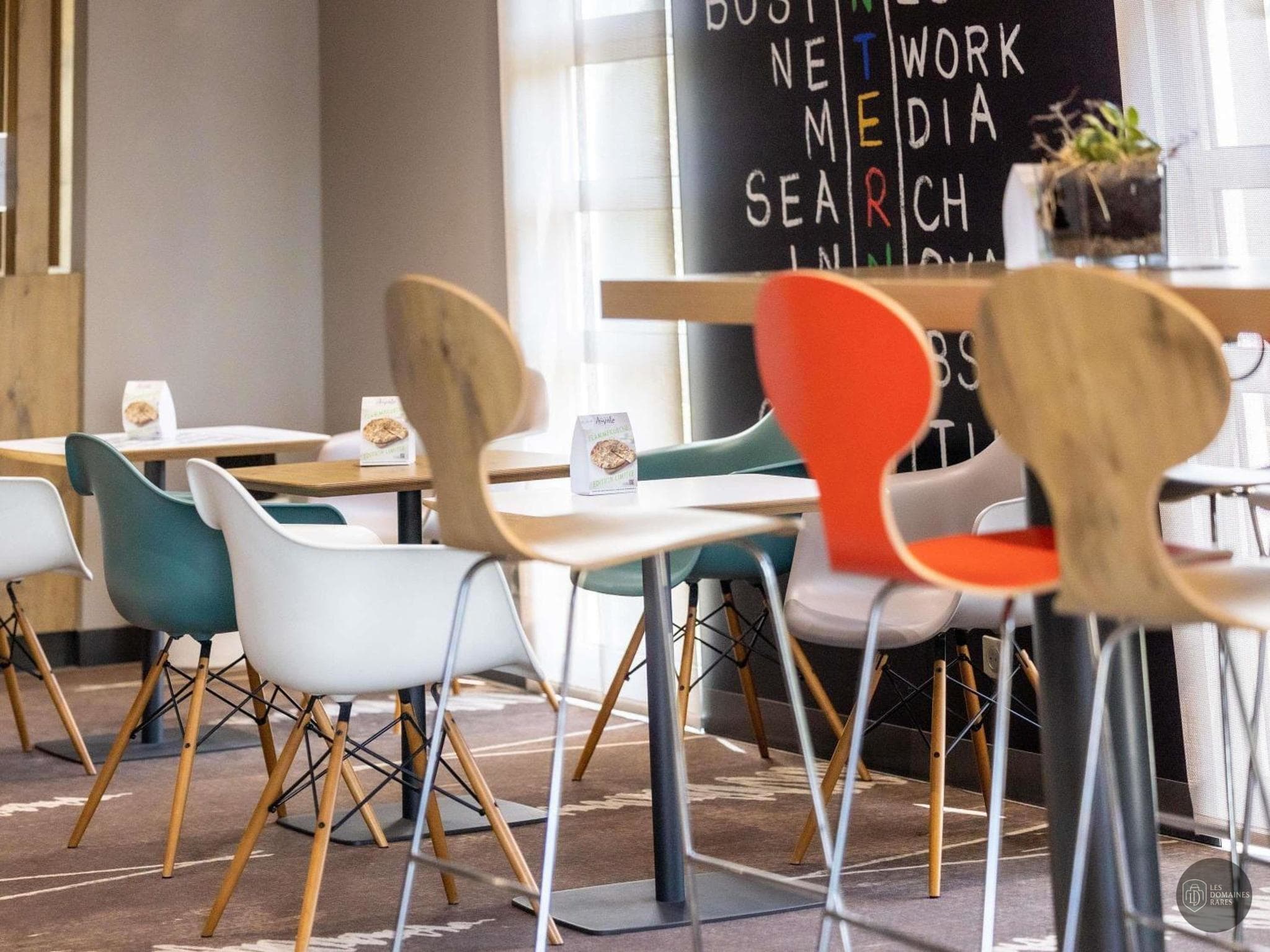 Espace intérieur de l'hôtel Ibis Vesoul en Bourgogne-Franche-Comté